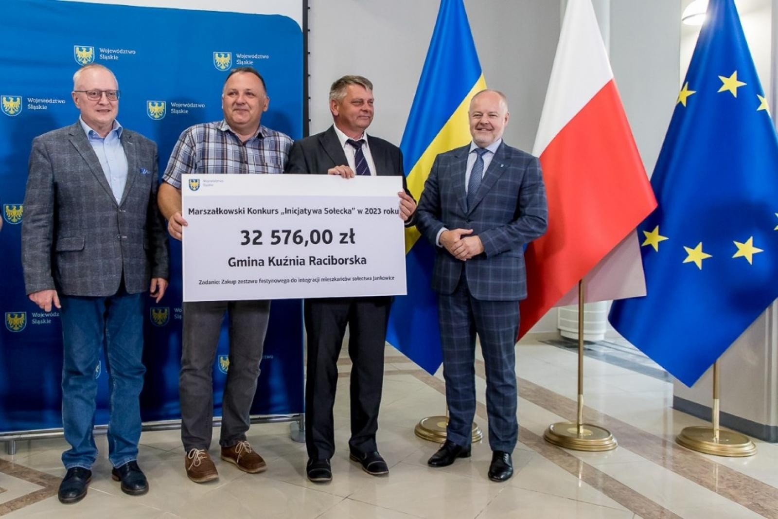 Zdjęcie w galerii na portalu naszraciborz.pl: Inicjatywa sołecka. Wsparcie dla gmin powiatu raciborskiego wiadomości z regionu