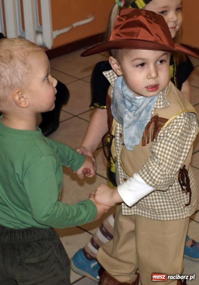 Zdjęcie w galerii na portalu naszraciborz.pl: Wielki bal w Bojanowie wiadomości z regionu