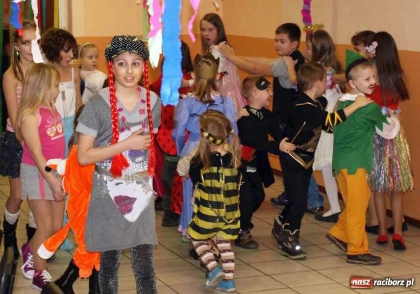 Zdjęcie w galerii na portalu naszraciborz.pl: Wielki bal w Bojanowie wiadomości z regionu