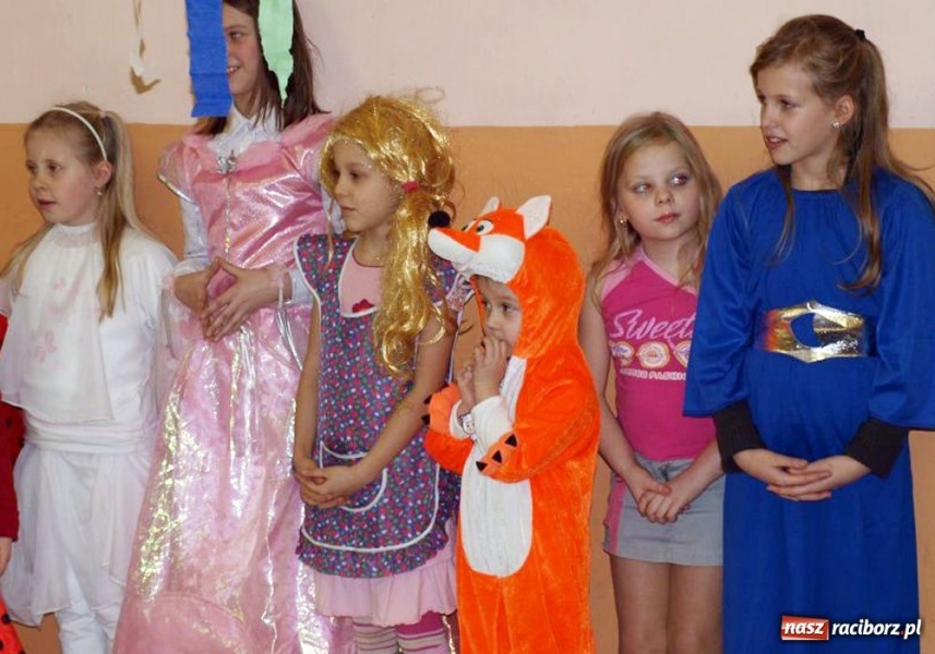 Zdjęcie w galerii na portalu naszraciborz.pl: Wielki bal w Bojanowie wiadomości z regionu