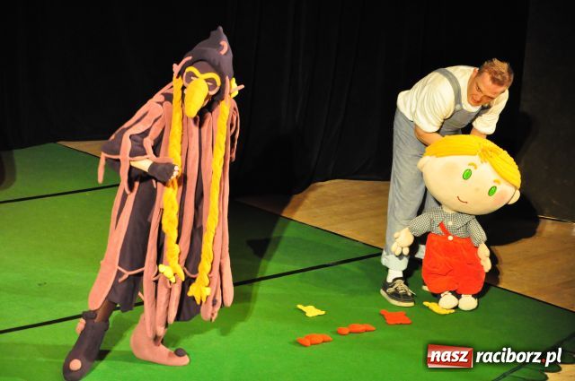Zdjęcie w galerii na portalu naszraciborz.pl: Najmłodsi lubią teatr... wiadomości z regionu