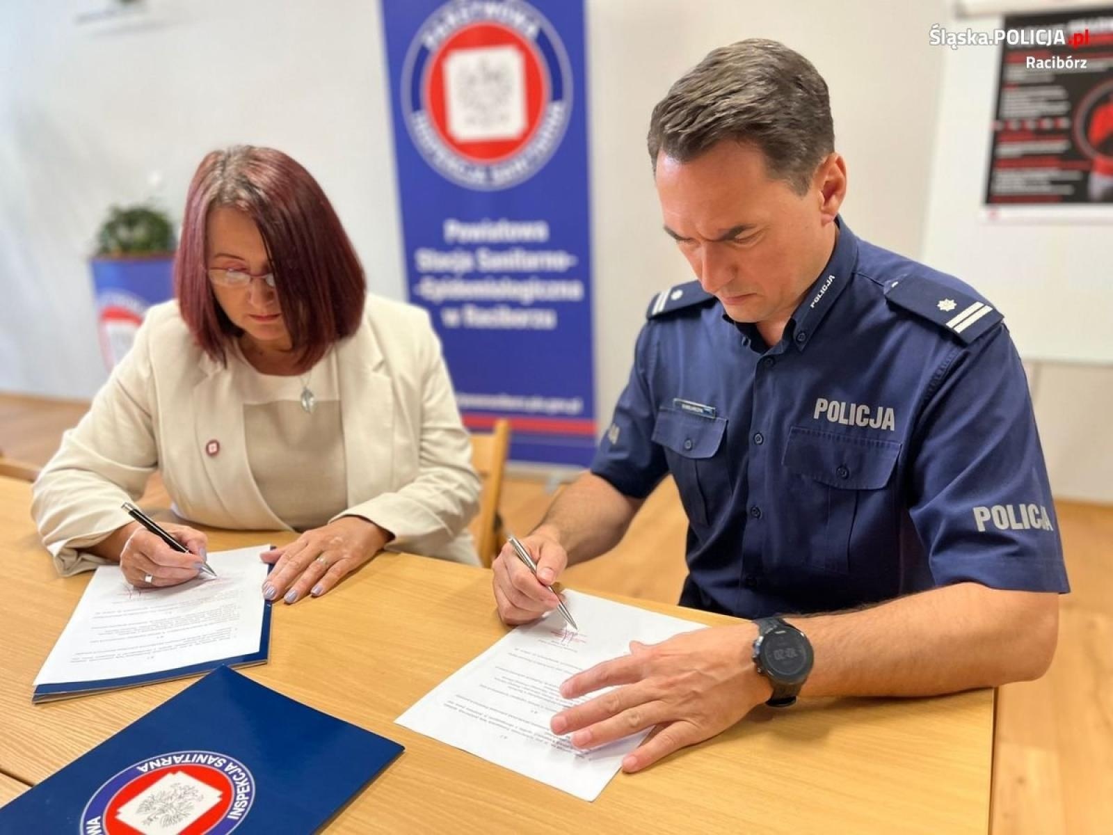 Zdjęcie w galerii na portalu naszraciborz.pl: Raciborska Policja i Sanepid podpisały porozumienie wiadomości z regionu