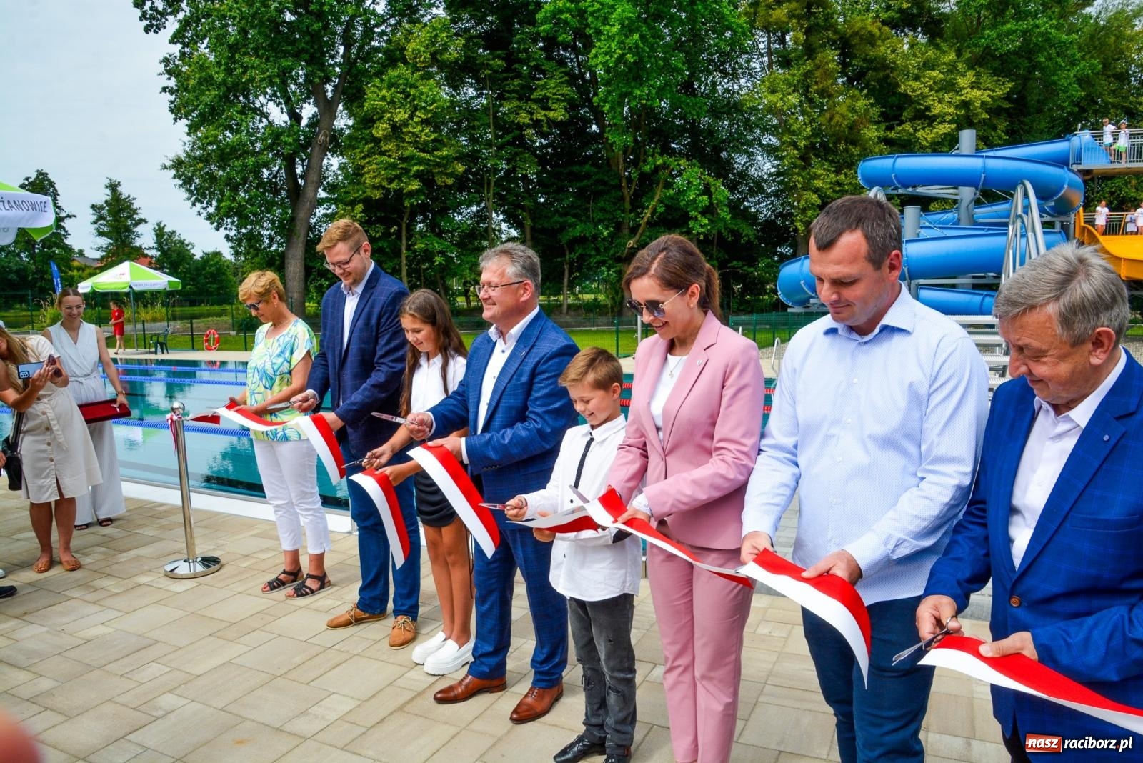 Zdjęcie w galerii na portalu naszraciborz.pl: Kąpielisko w Tworkowie już czynne. To najnowocześniejszy obiekt w powiecie wiadomości z regionu