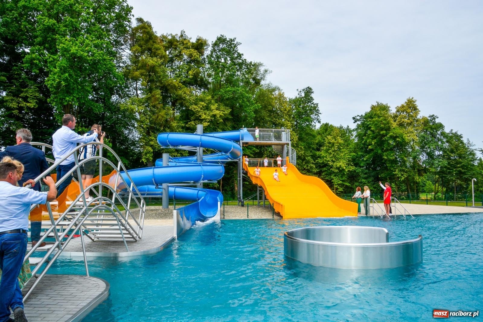 Zdjęcie w galerii na portalu naszraciborz.pl: Kąpielisko w Tworkowie już czynne. To najnowocześniejszy obiekt w powiecie wiadomości z regionu
