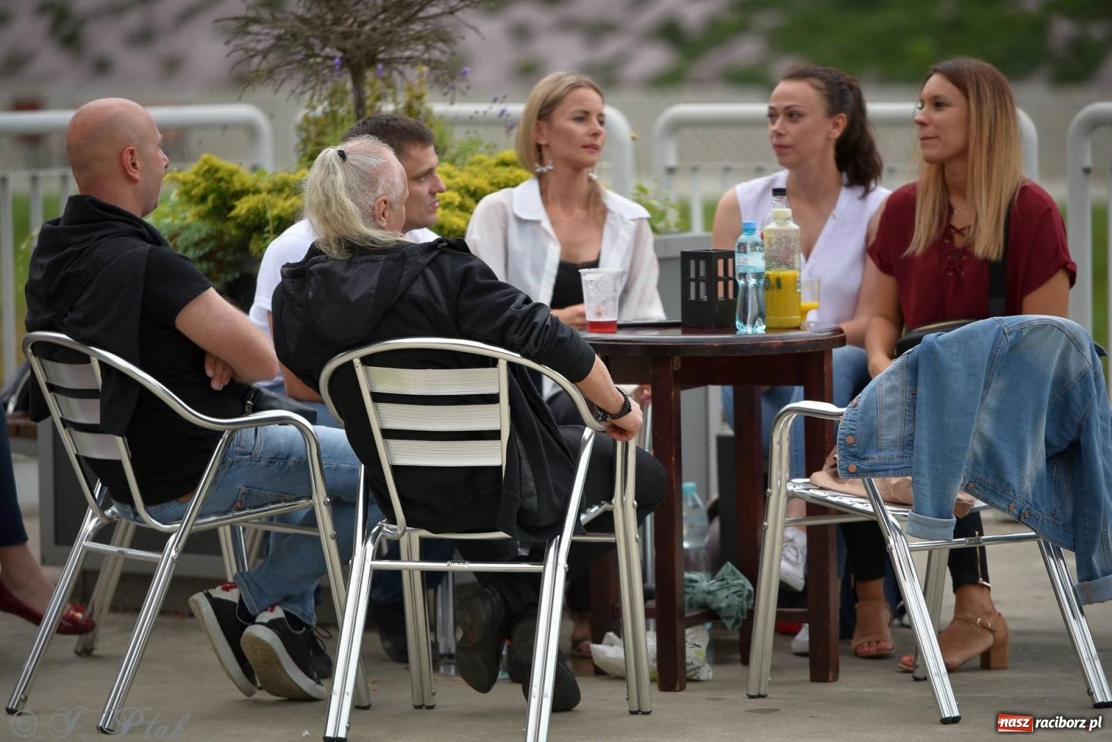 Zdjęcie w galerii na portalu naszraciborz.pl: Latino potańcówka na bulwarach z DJ z Kuby [FOTO i WIDEO] wiadomości z regionu