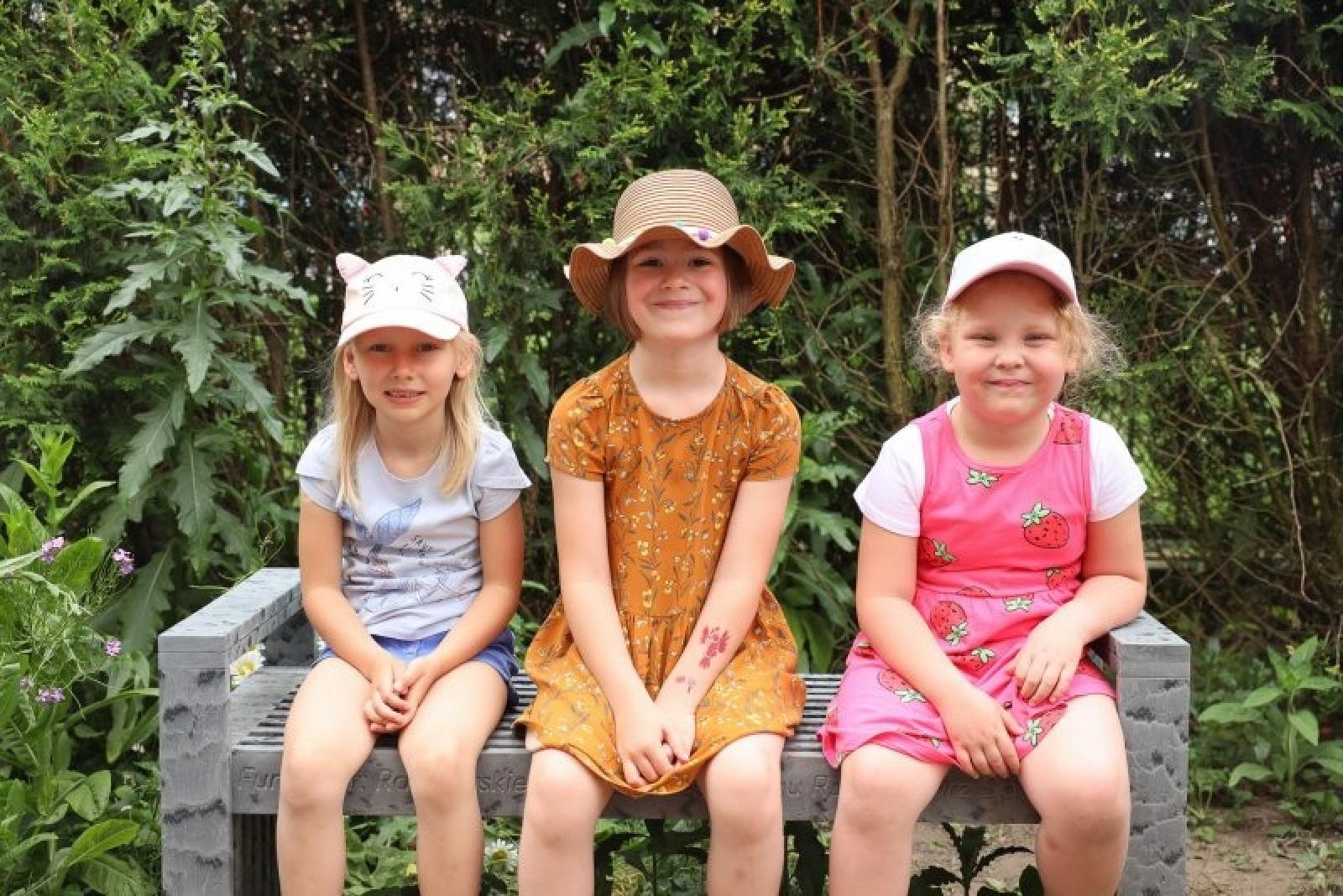 Zdjęcie w galerii na portalu naszraciborz.pl: Pierwsze plony z przedszkolnych warzywników zebrane wiadomości z regionu