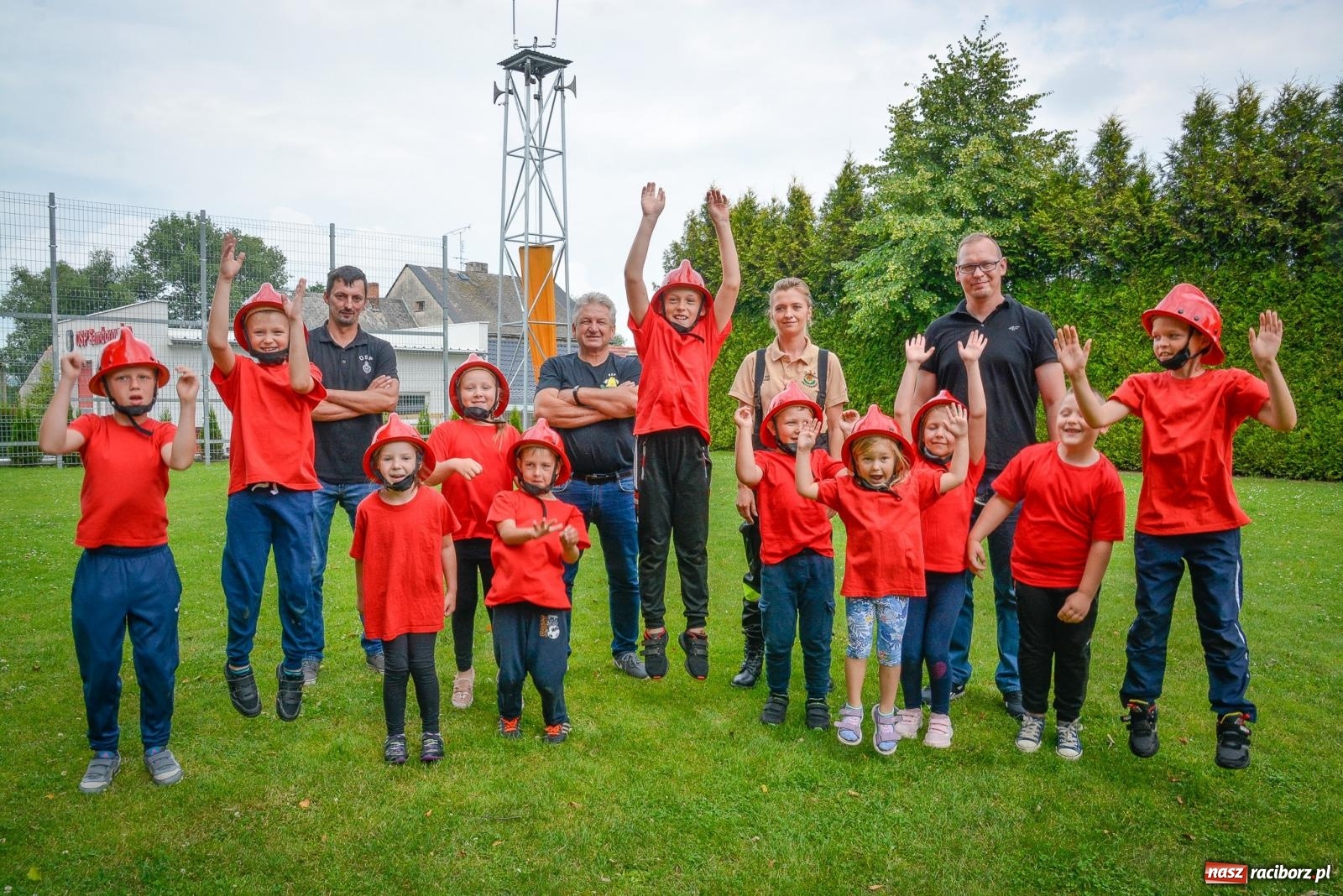 Zdjęcie w galerii na portalu naszraciborz.pl: I Wielkie Zawody Małych Strażaków w Samborowicach [FOTO i WIDEO] wiadomości z regionu