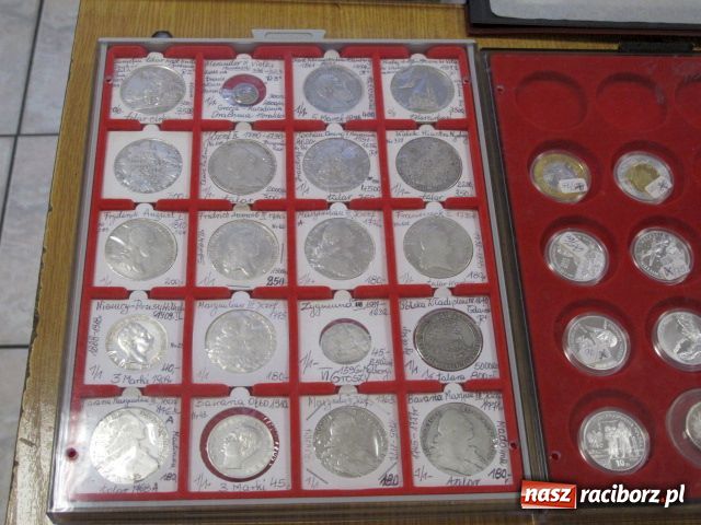 Zdjęcie w galerii na portalu naszraciborz.pl: Zarażają miłością do staroci wiadomości z regionu