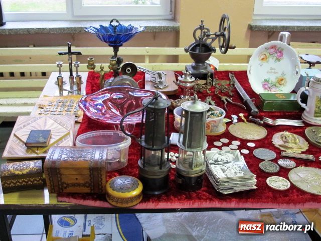 Zdjęcie w galerii na portalu naszraciborz.pl: Zarażają miłością do staroci wiadomości z regionu