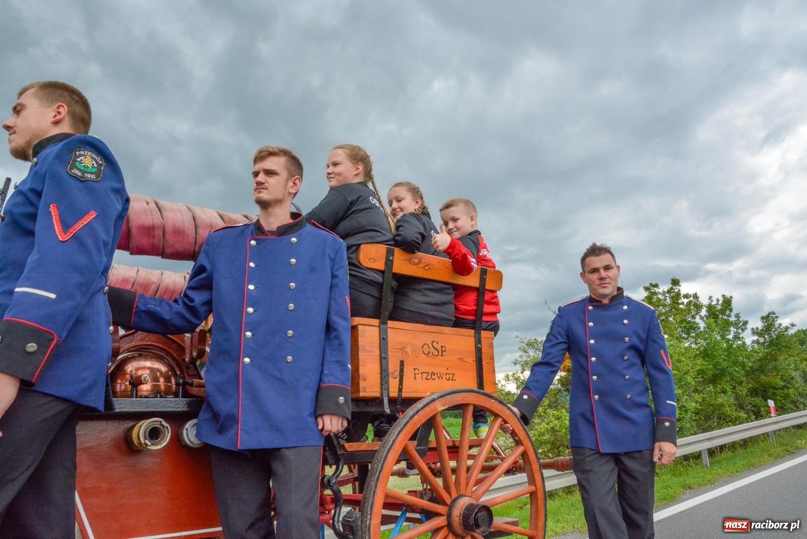 Zdjęcie w galerii na portalu naszraciborz.pl: Międzynarodowe zawody sikawek konnych w Bieńkowicach [FOTO i WIDEO] wiadomości z regionu