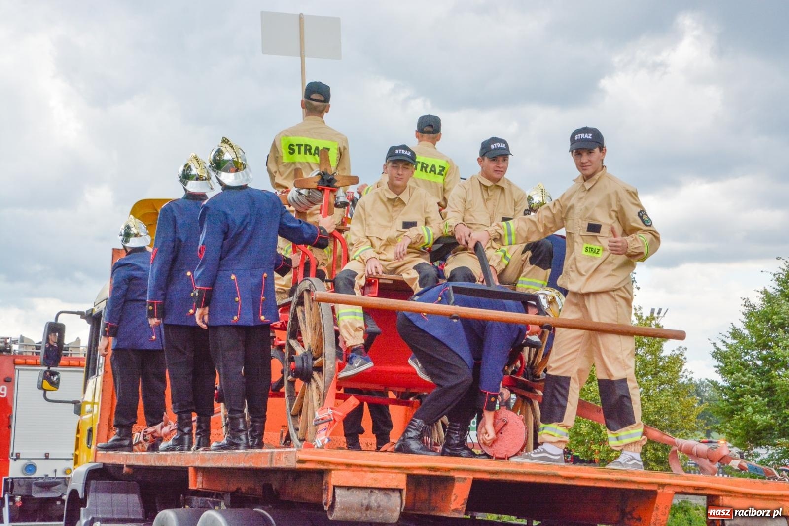 Zdjęcie w galerii na portalu naszraciborz.pl: Międzynarodowe zawody sikawek konnych w Bieńkowicach [FOTO i WIDEO] wiadomości z regionu