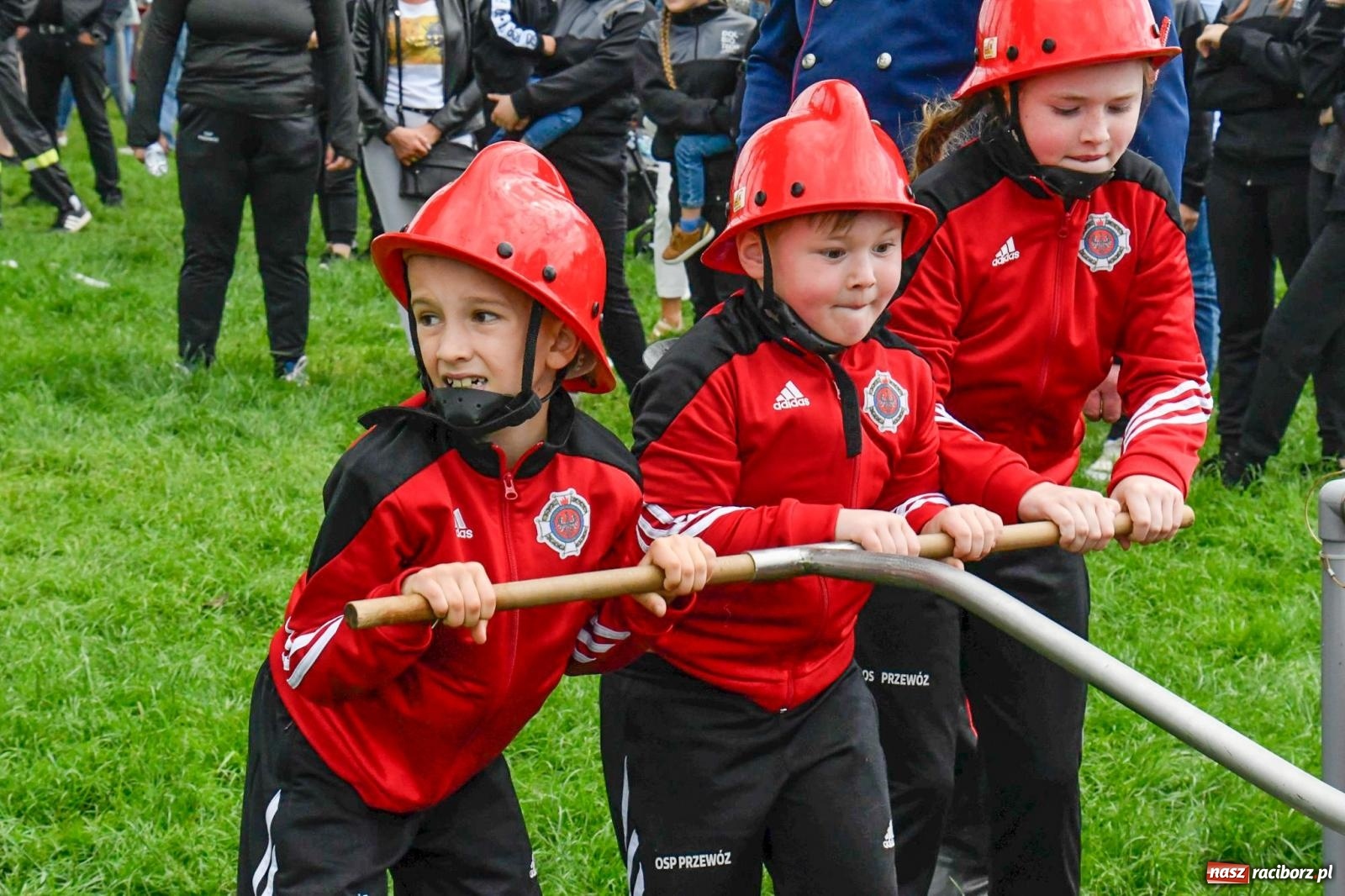 Zdjęcie w galerii na portalu naszraciborz.pl: Międzynarodowe zawody sikawek konnych w Bieńkowicach [FOTO i WIDEO] wiadomości z regionu