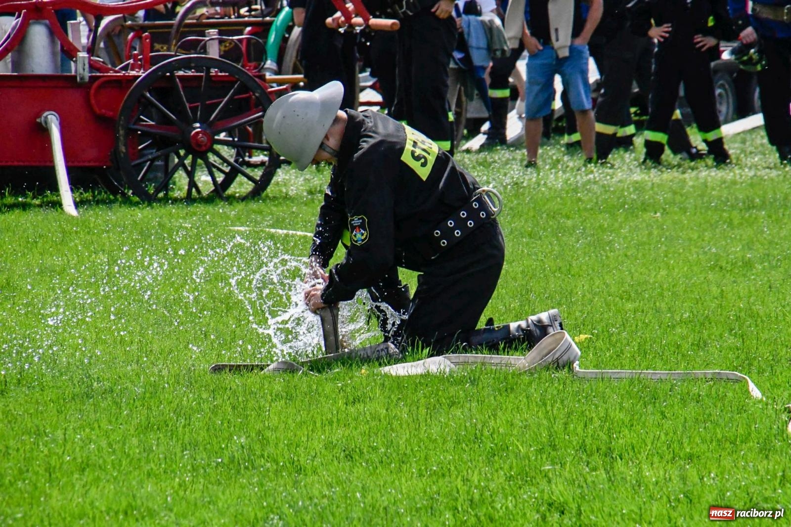 Zdjęcie w galerii na portalu naszraciborz.pl: Międzynarodowe zawody sikawek konnych w Bieńkowicach [FOTO i WIDEO] wiadomości z regionu