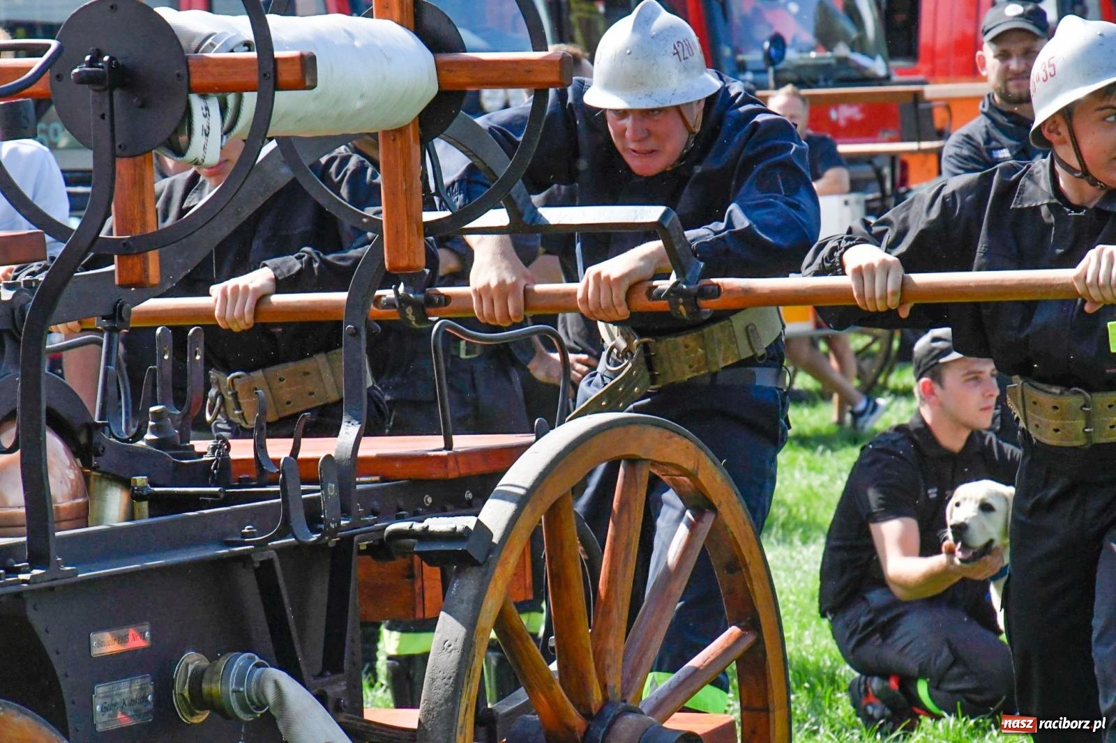 Zdjęcie w galerii na portalu naszraciborz.pl: Międzynarodowe zawody sikawek konnych w Bieńkowicach [FOTO i WIDEO] wiadomości z regionu