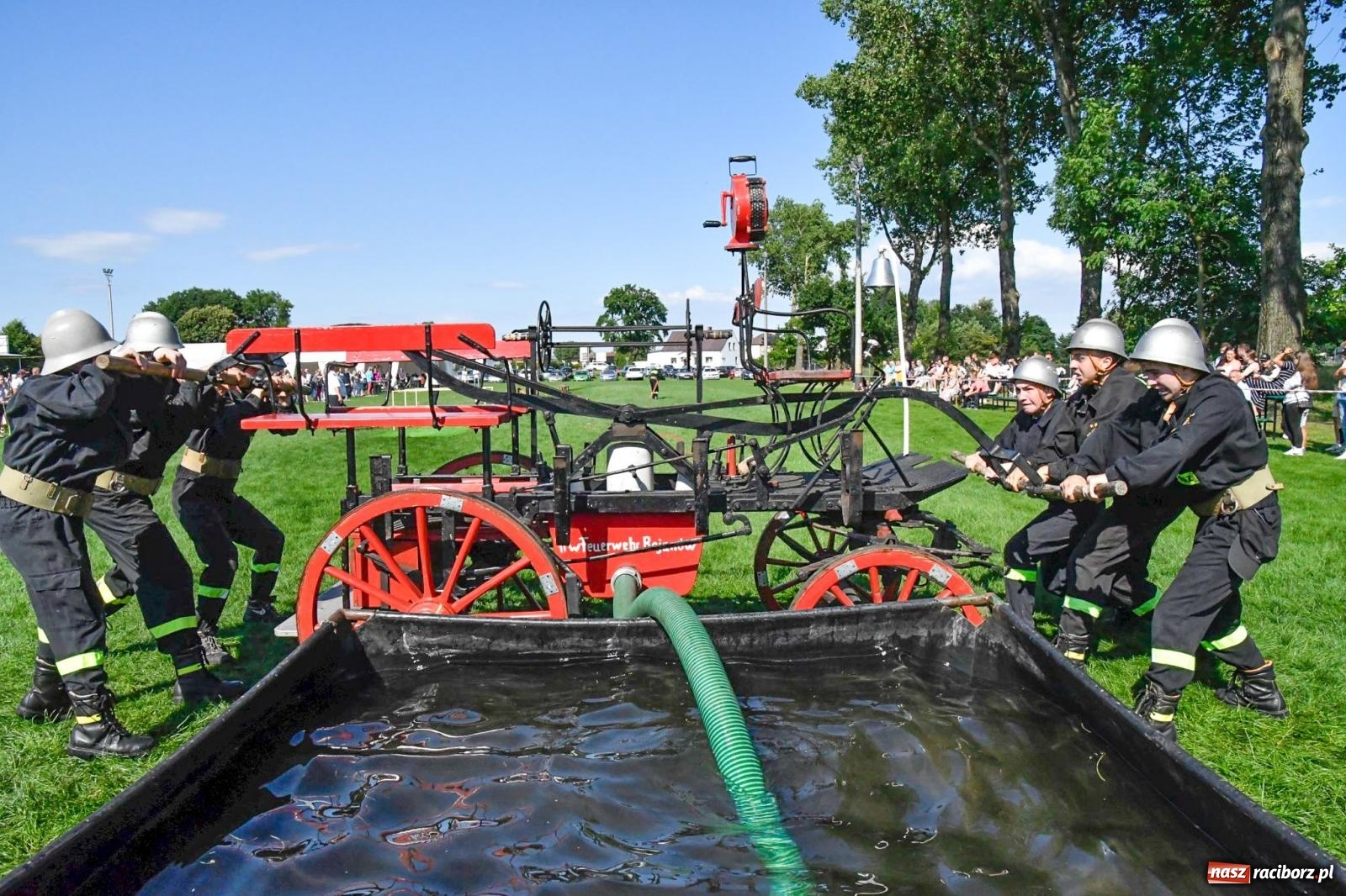 Zdjęcie w galerii na portalu naszraciborz.pl: Międzynarodowe zawody sikawek konnych w Bieńkowicach [FOTO i WIDEO] wiadomości z regionu