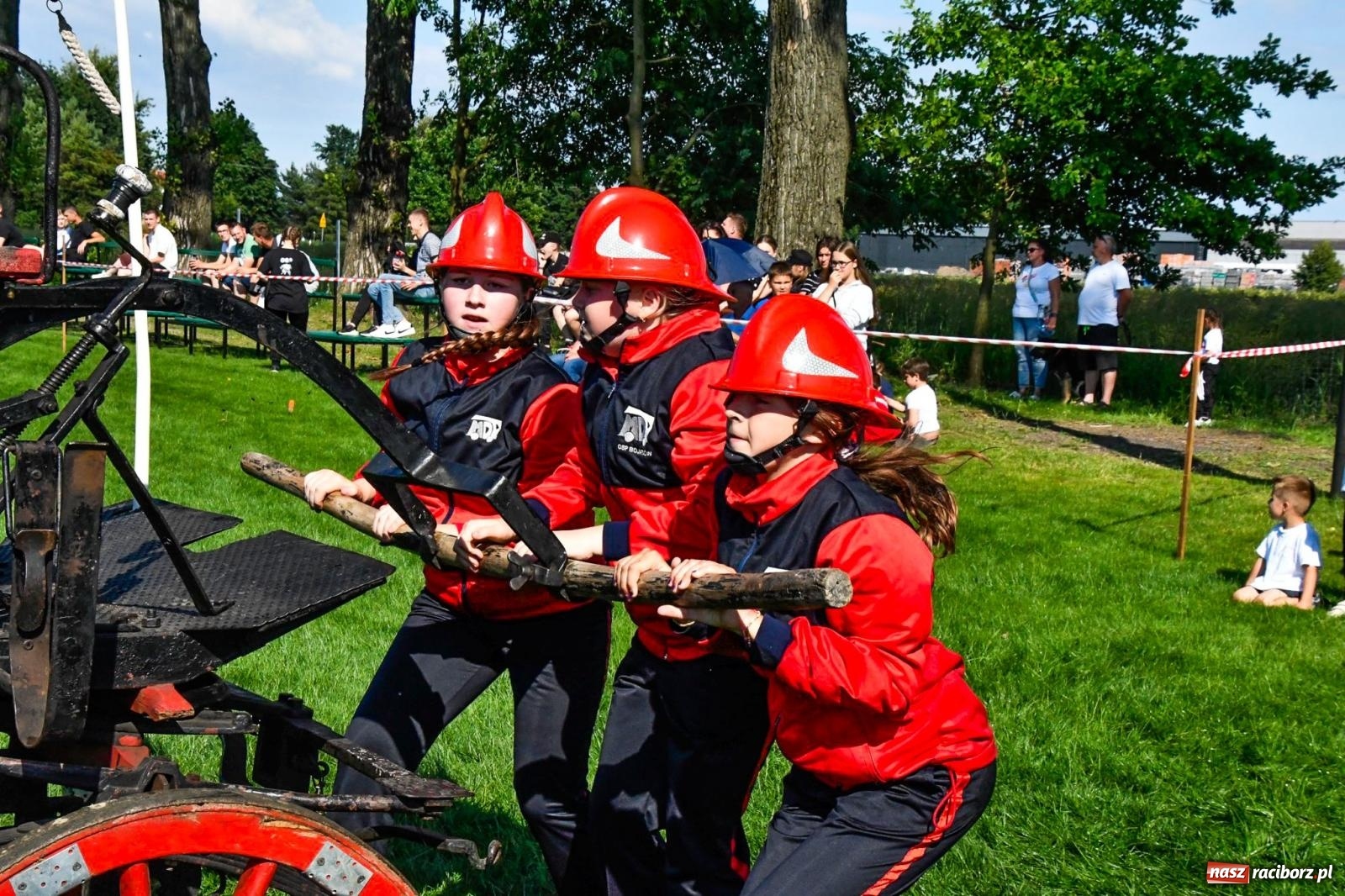 Zdjęcie w galerii na portalu naszraciborz.pl: Międzynarodowe zawody sikawek konnych w Bieńkowicach [FOTO i WIDEO] wiadomości z regionu