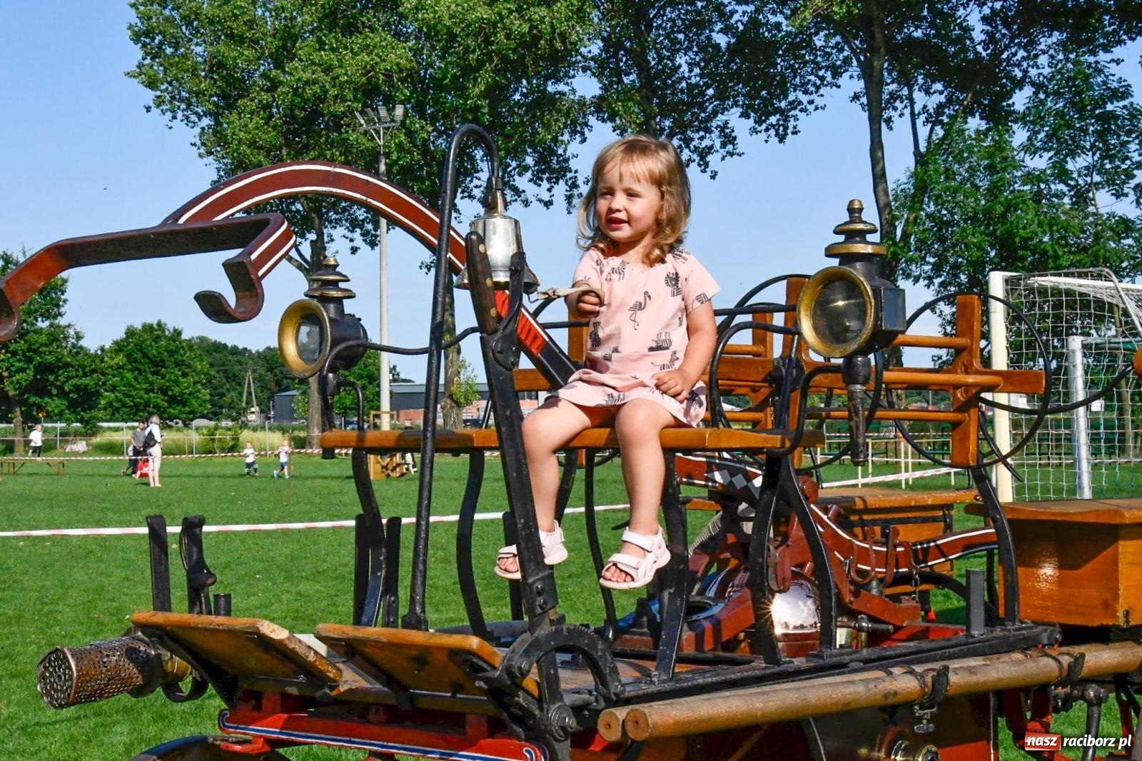 Zdjęcie w galerii na portalu naszraciborz.pl: Międzynarodowe zawody sikawek konnych w Bieńkowicach [FOTO i WIDEO] wiadomości z regionu