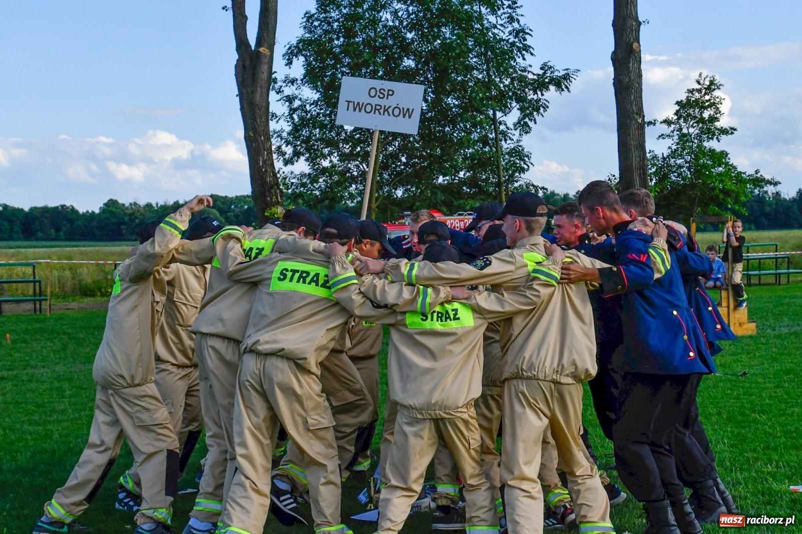 Zdjęcie w galerii na portalu naszraciborz.pl: Międzynarodowe zawody sikawek konnych w Bieńkowicach [FOTO i WIDEO] wiadomości z regionu