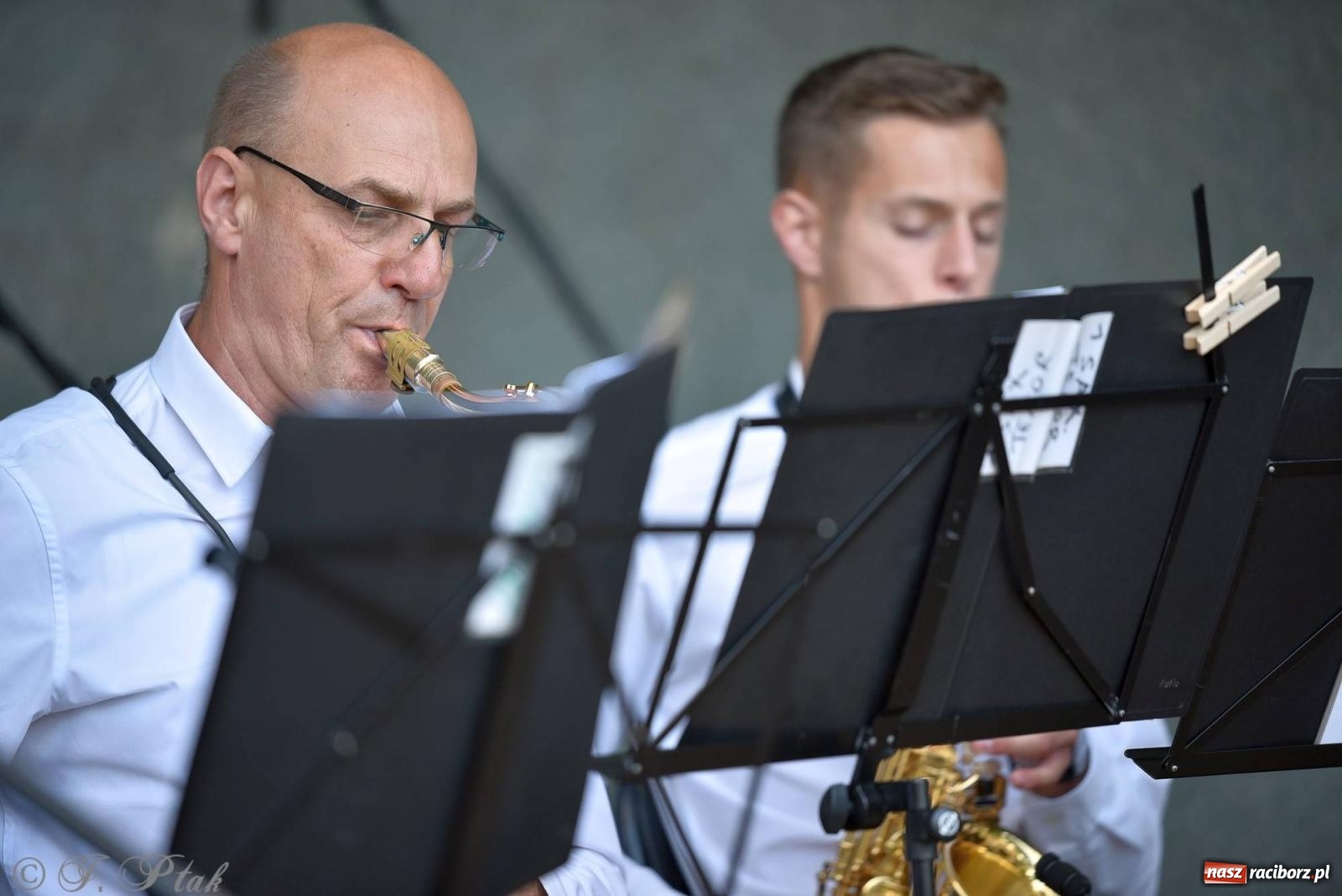Zdjęcie w galerii na portalu naszraciborz.pl: Orkiestry z RCK-u dały koncert w parku im. Miasta Roth wiadomości z regionu