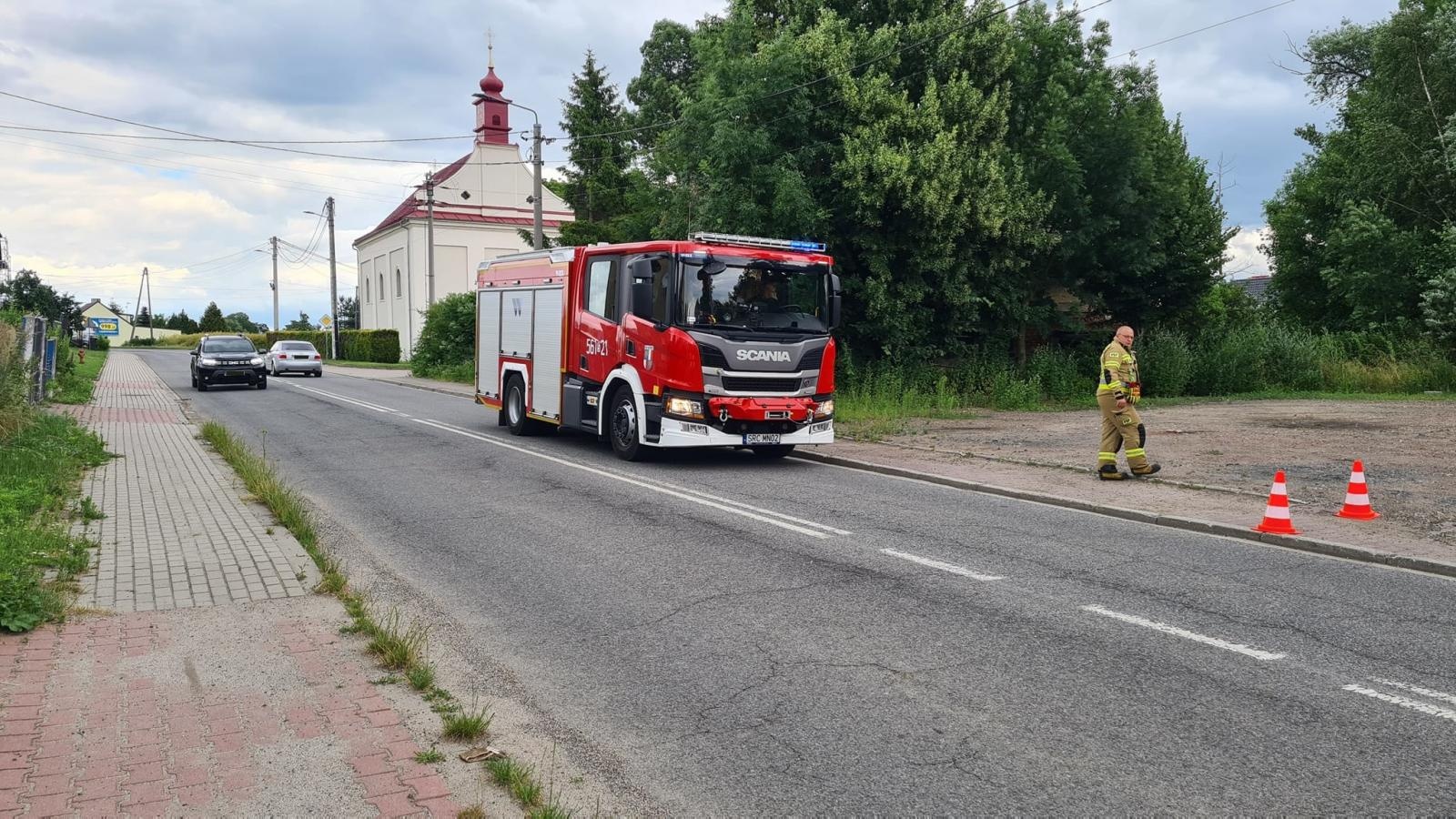 Zdjęcie w galerii na portalu naszraciborz.pl: Drzewo pozbawiło prądu cztery domostwa [FOTO] wiadomości z regionu