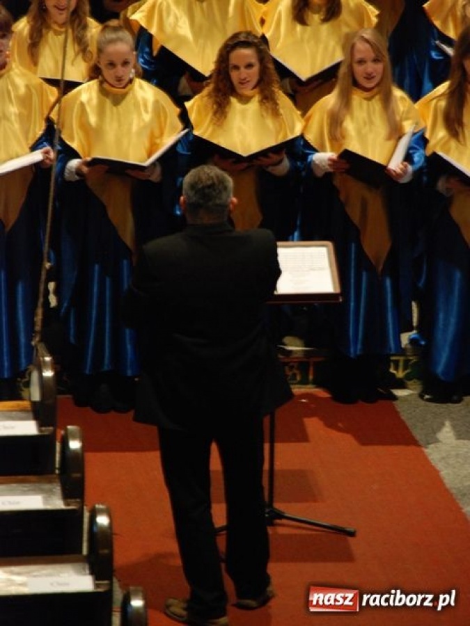 Zdjęcie w galerii na portalu naszraciborz.pl: BEL CANTO śpiewa od 15 lat wiadomości z regionu