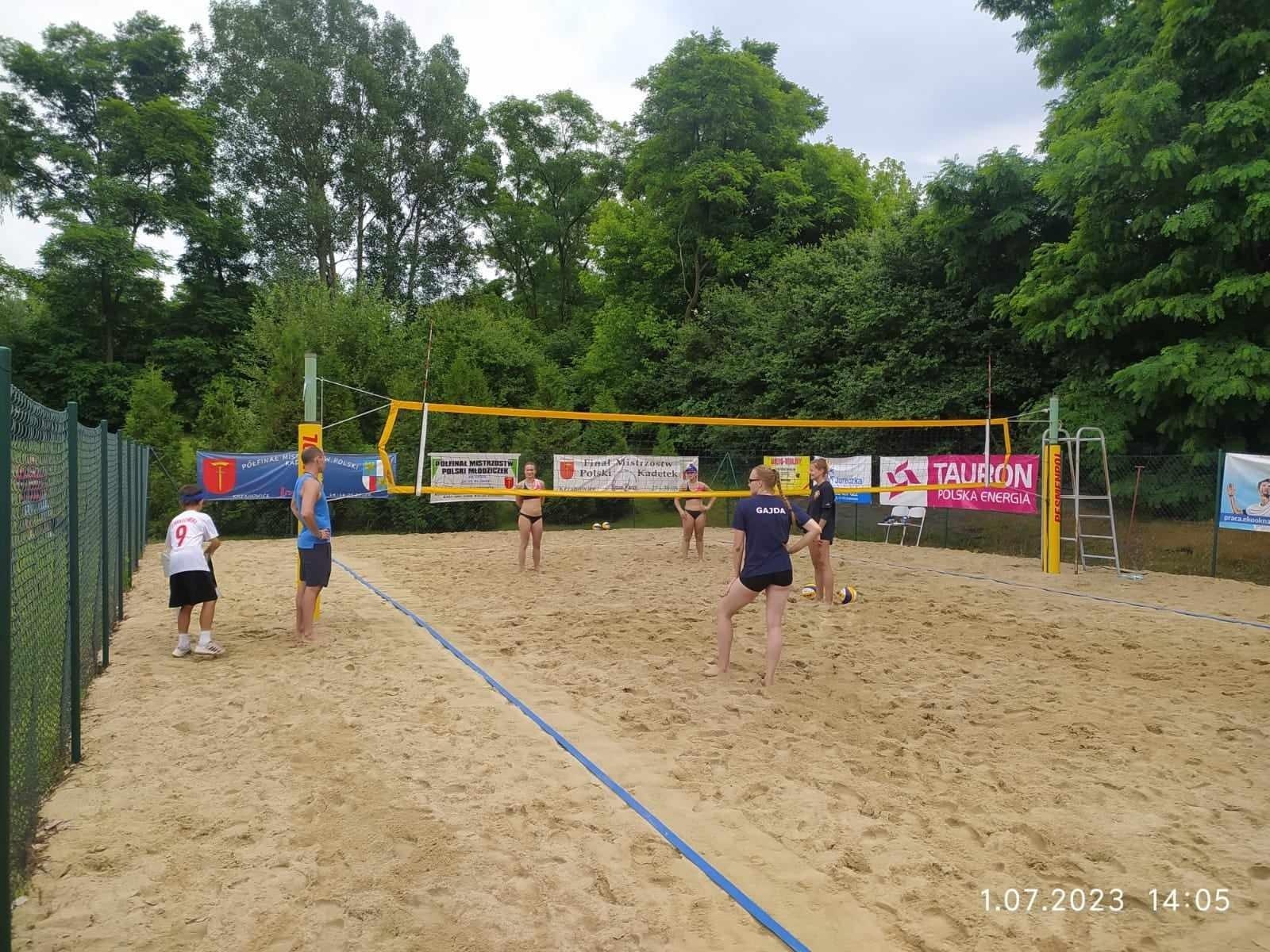 Zdjęcie w galerii na portalu naszraciborz.pl: Wakacje w powiecie. Krzanowicki turniej siatkówki wiadomości z regionu