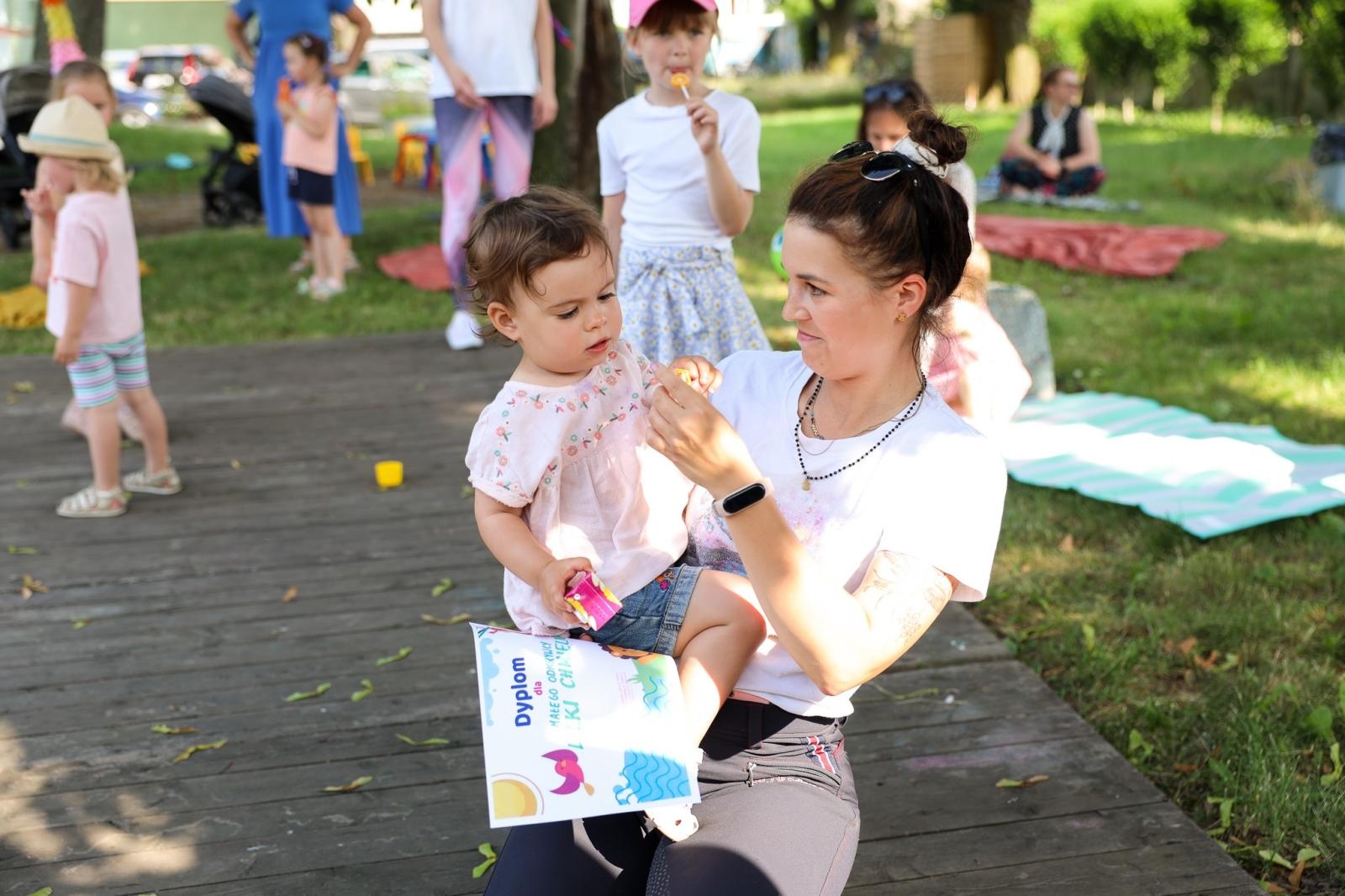 Zdjęcie w galerii na portalu naszraciborz.pl: Mali Odkrywcy przywitali w Raciborzu wakacje wiadomości z regionu