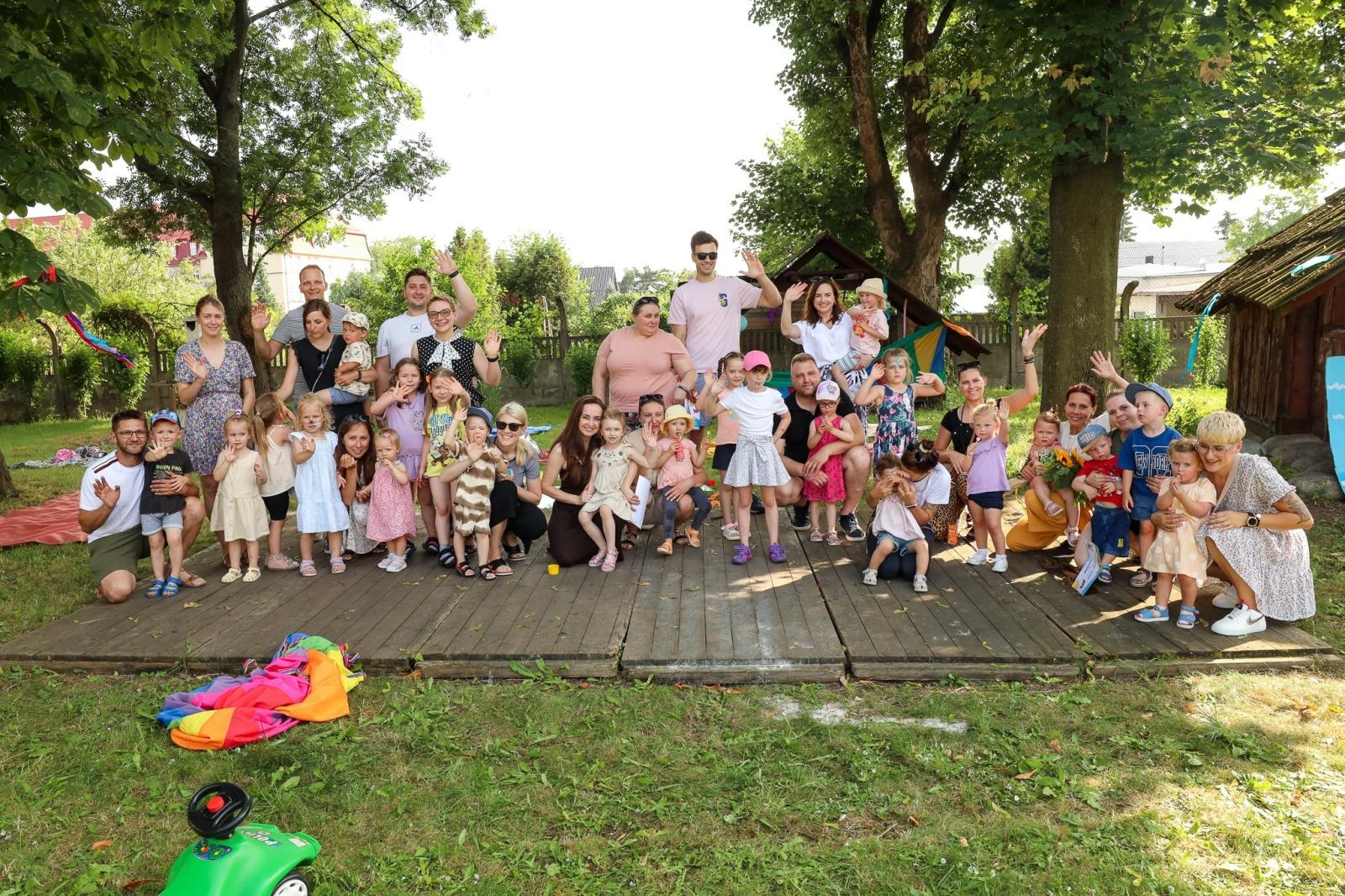 Zdjęcie w galerii na portalu naszraciborz.pl: Mali Odkrywcy przywitali w Raciborzu wakacje wiadomości z regionu