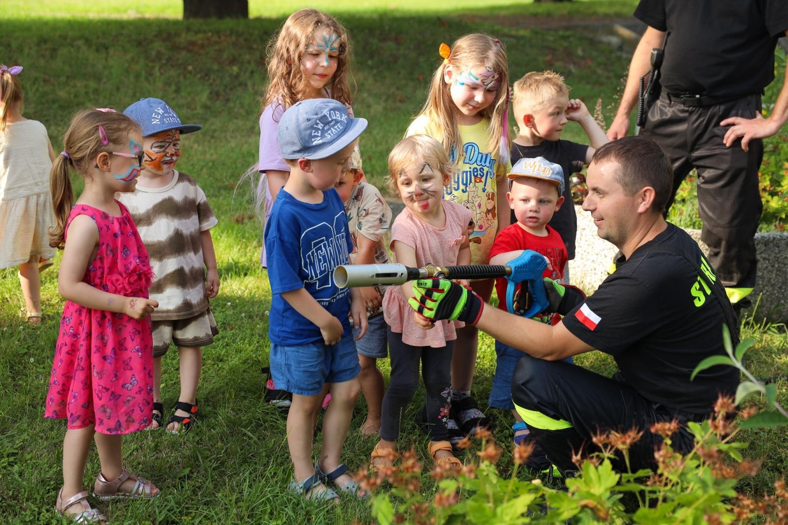 Zdjęcie w galerii na portalu naszraciborz.pl: Mali Odkrywcy przywitali w Raciborzu wakacje wiadomości z regionu