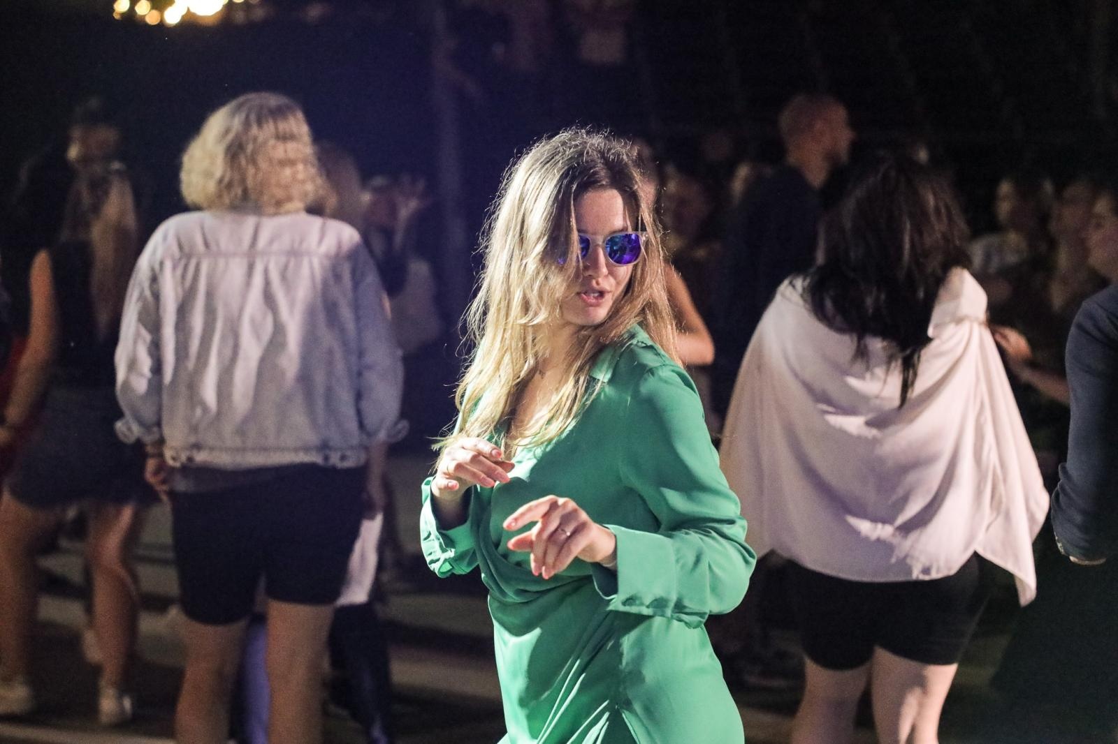 Zdjęcie w galerii na portalu naszraciborz.pl: Roztańczone Bulwary podczas kubańskiej nocy z DJ Osmarem wiadomości z regionu