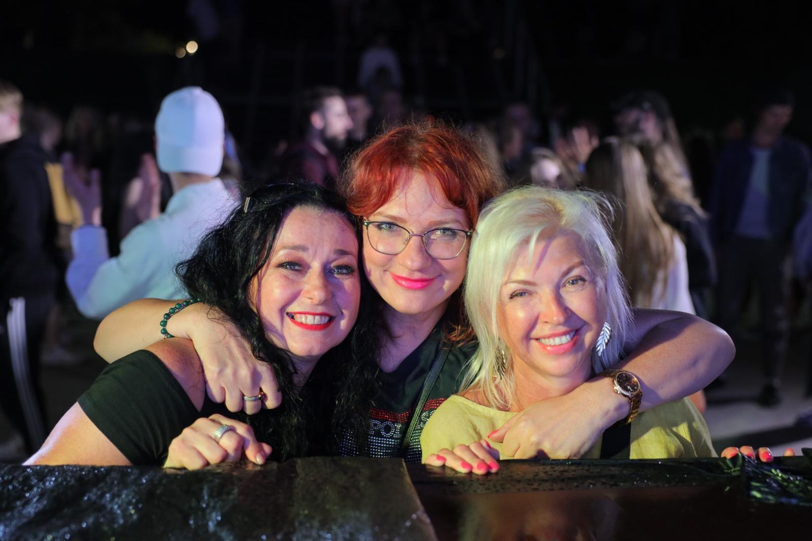 Zdjęcie w galerii na portalu naszraciborz.pl: Roztańczone Bulwary podczas kubańskiej nocy z DJ Osmarem wiadomości z regionu