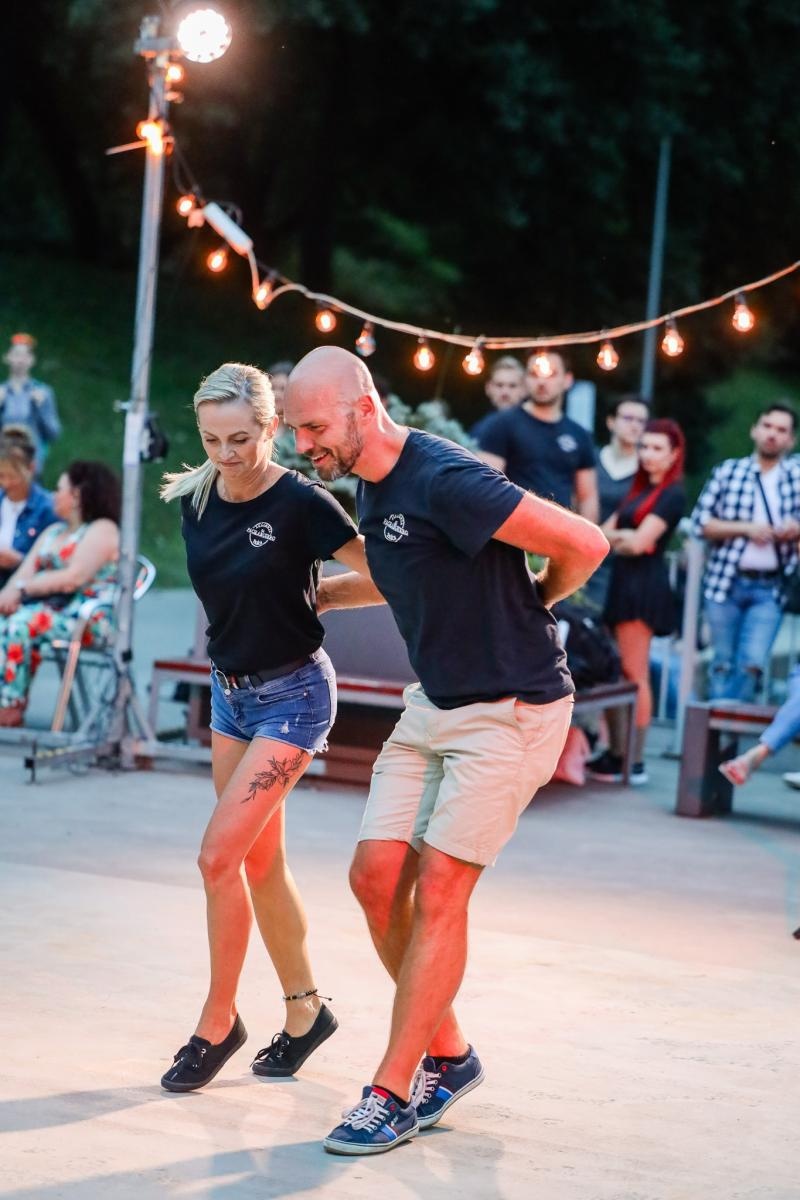 Zdjęcie w galerii na portalu naszraciborz.pl: Roztańczone Bulwary podczas kubańskiej nocy z DJ Osmarem wiadomości z regionu