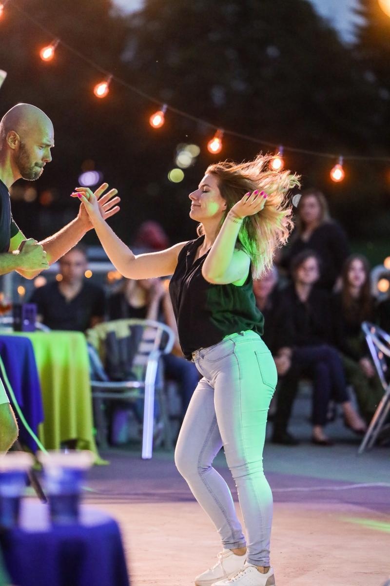 Zdjęcie w galerii na portalu naszraciborz.pl: Roztańczone Bulwary podczas kubańskiej nocy z DJ Osmarem wiadomości z regionu