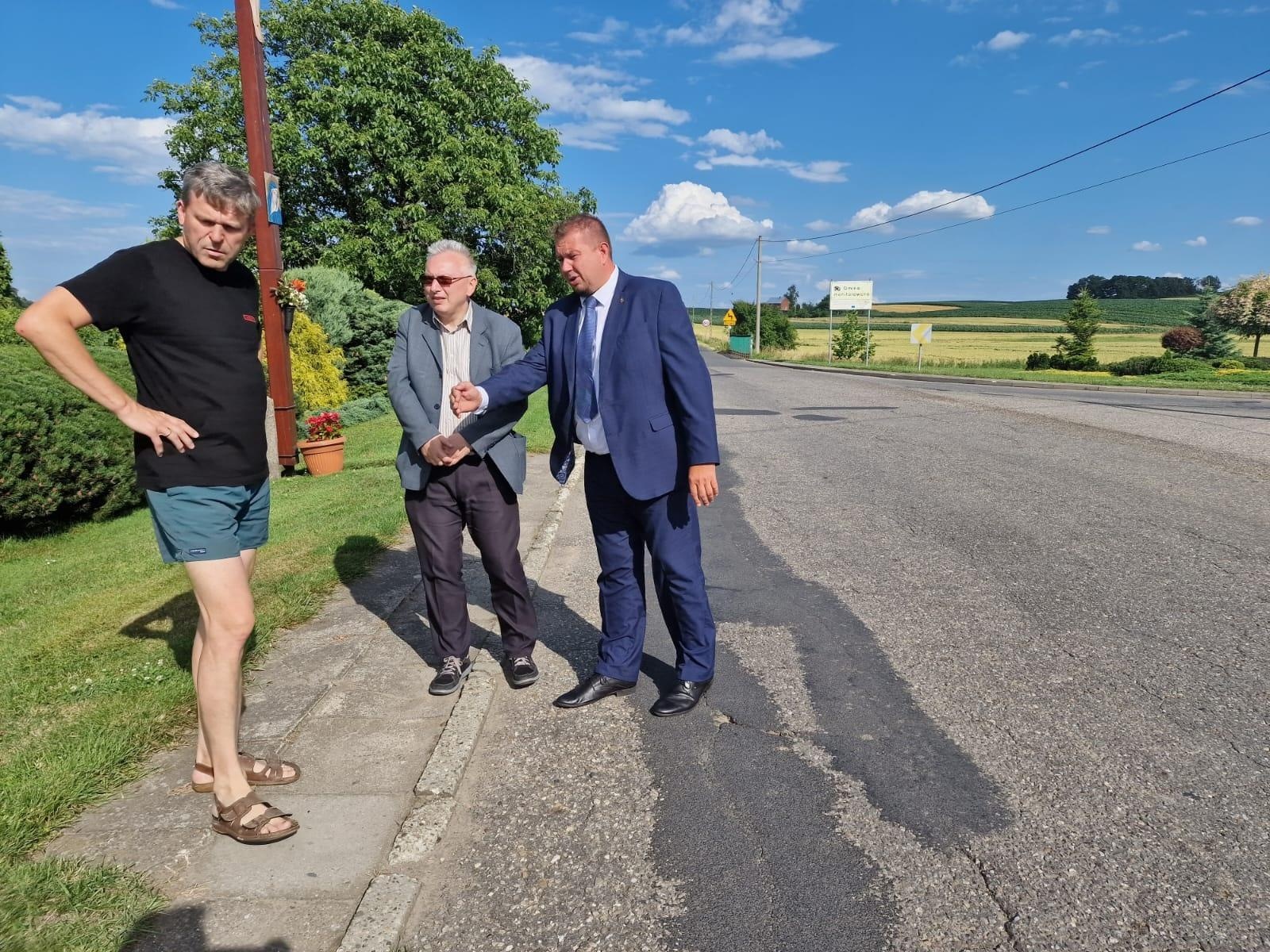 Zdjęcie w galerii na portalu naszraciborz.pl: Rusza remont drogi Tworków - Bolesław - Borucin wiadomości z regionu