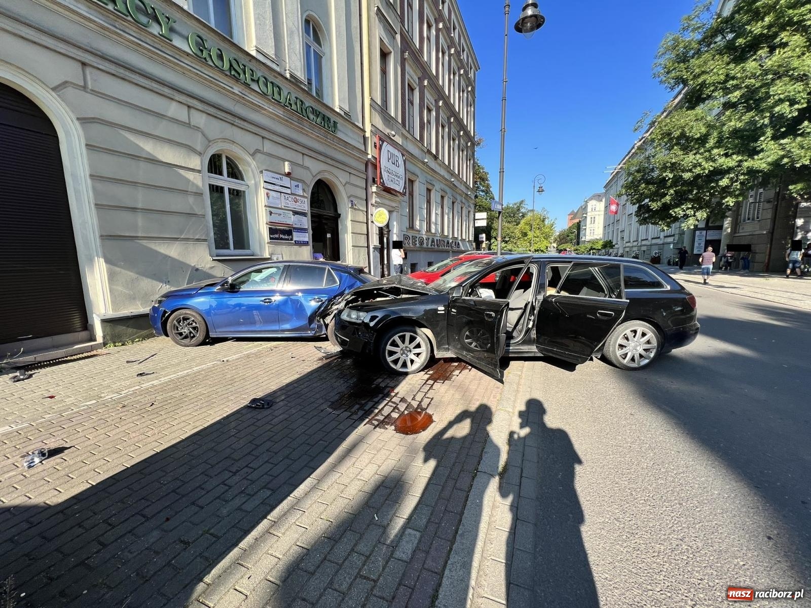 Zdjęcie w galerii na portalu naszraciborz.pl: Audi uderzyło w opla na Batorego [FOTO] wiadomości z regionu