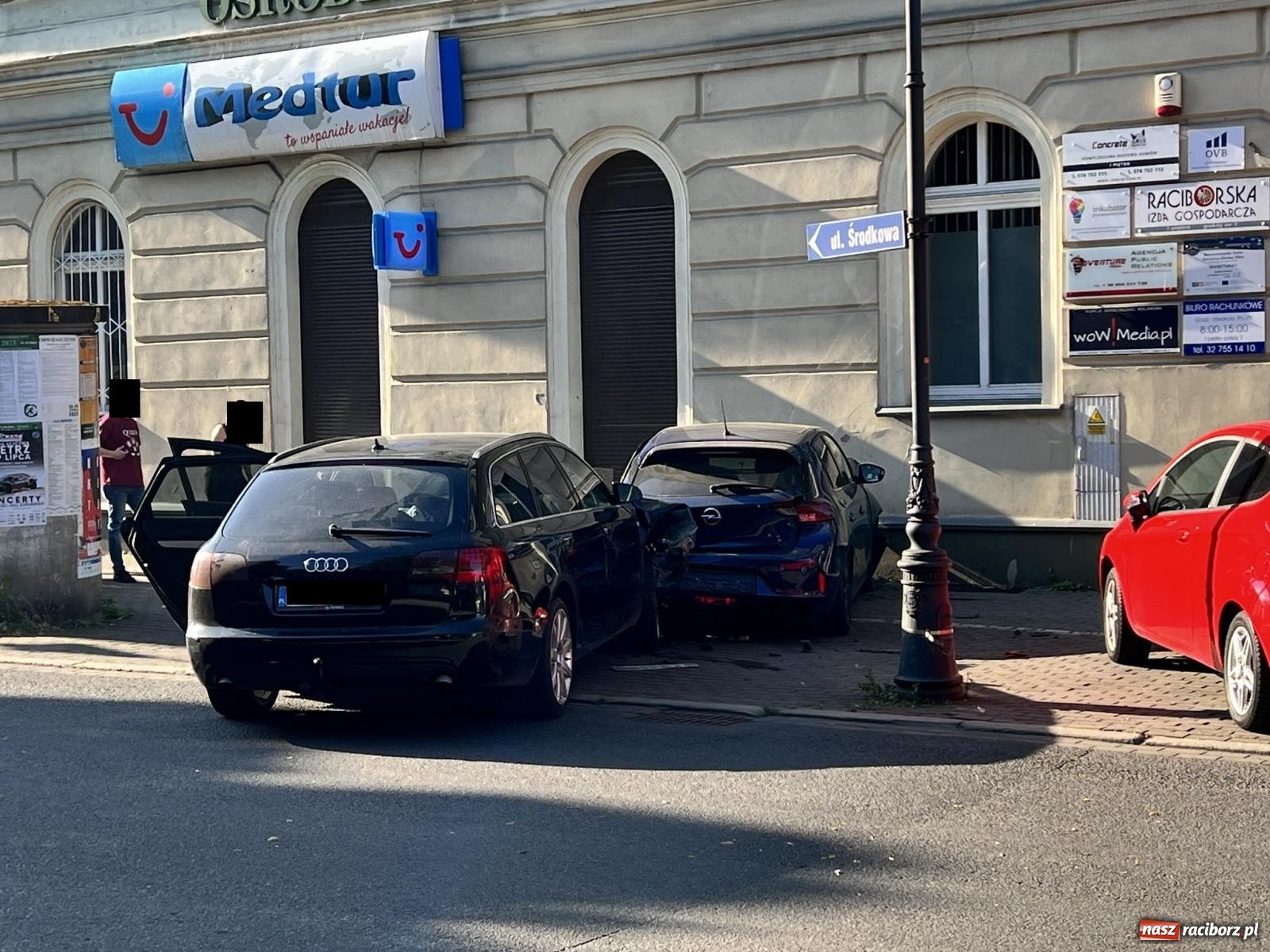 Zdjęcie w galerii na portalu naszraciborz.pl: Audi uderzyło w opla na Batorego [FOTO] wiadomości z regionu