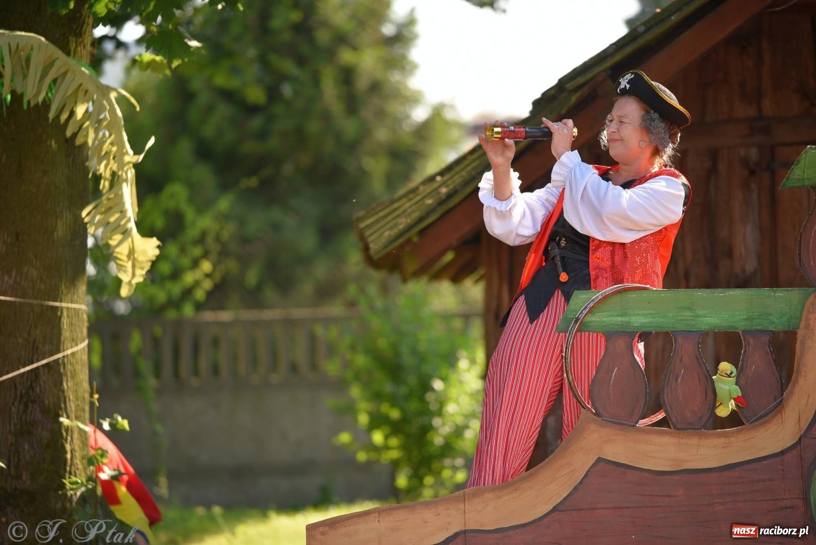 Zdjęcie w galerii na portalu naszraciborz.pl: Piracka przygoda w ogrodach Strzechy na bis! [FOTO i WIDEO] wiadomości z regionu