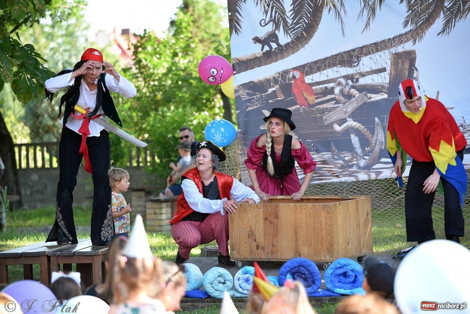 Zdjęcie w galerii na portalu naszraciborz.pl: Piracka przygoda w ogrodach Strzechy na bis! [FOTO i WIDEO] wiadomości z regionu