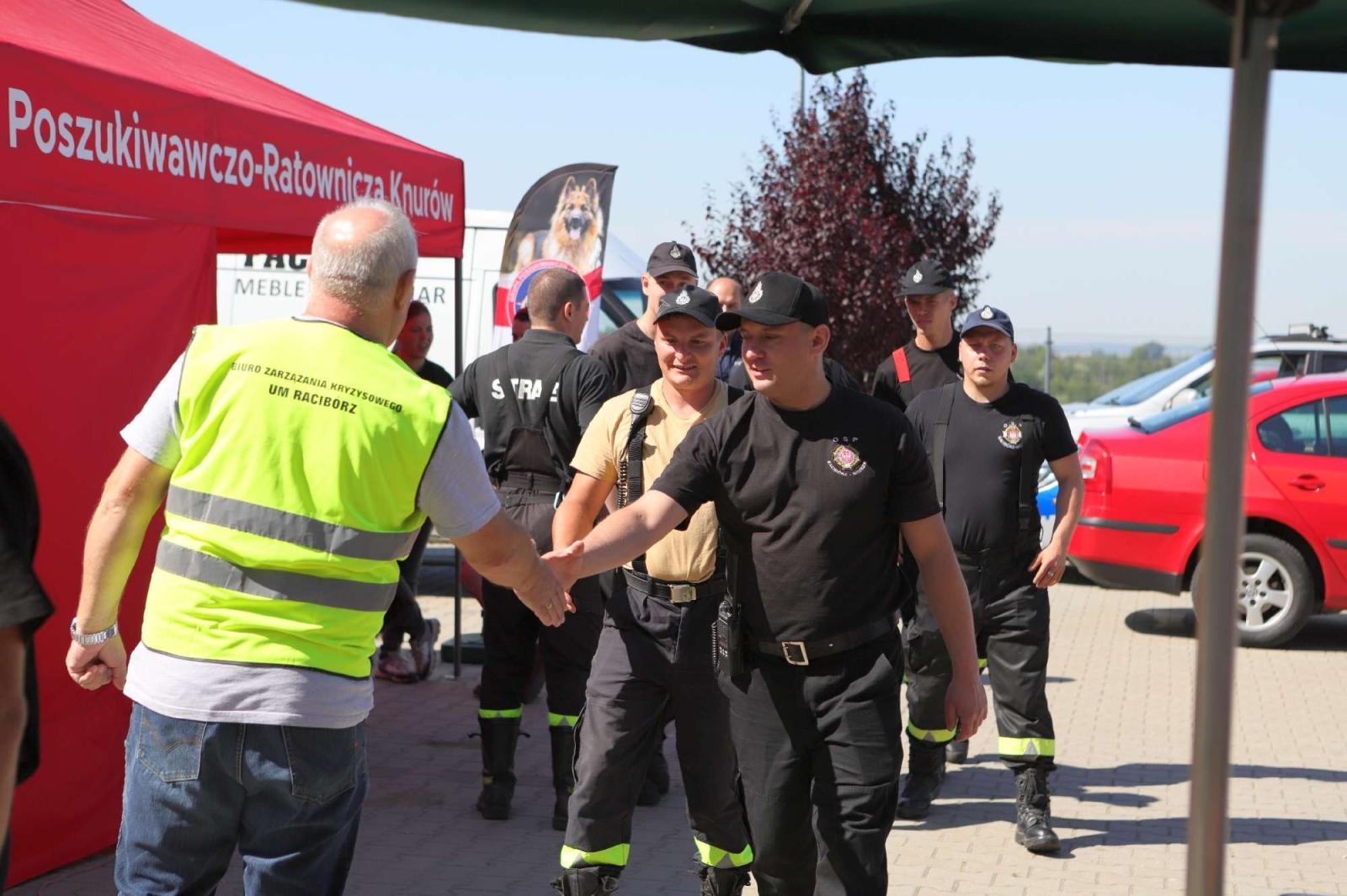 Zdjęcie w galerii na portalu naszraciborz.pl: W czaszy zbiornika Racibórz zorganizowano manewry poszukiwawczo-ratownicze [FOTO] wiadomości z regionu