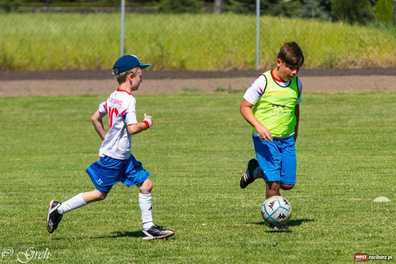 Zdjęcie w galerii na portalu naszraciborz.pl: Piłkarska rywalizacja młodzieży i turniej szóstek w Krzyżanowicach [FOTO] wiadomości z regionu