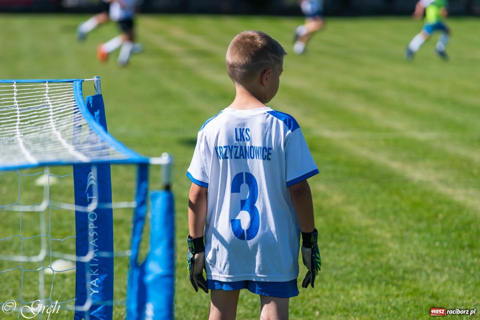 Zdjęcie w galerii na portalu naszraciborz.pl: Piłkarska rywalizacja młodzieży i turniej szóstek w Krzyżanowicach [FOTO] wiadomości z regionu