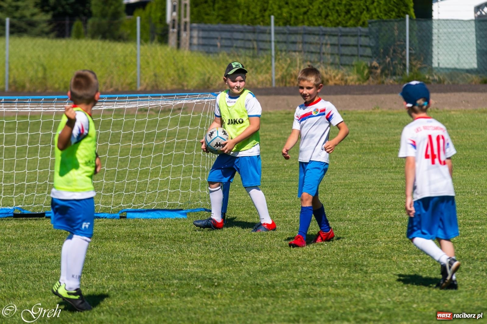 Zdjęcie w galerii na portalu naszraciborz.pl: Piłkarska rywalizacja młodzieży i turniej szóstek w Krzyżanowicach [FOTO] wiadomości z regionu
