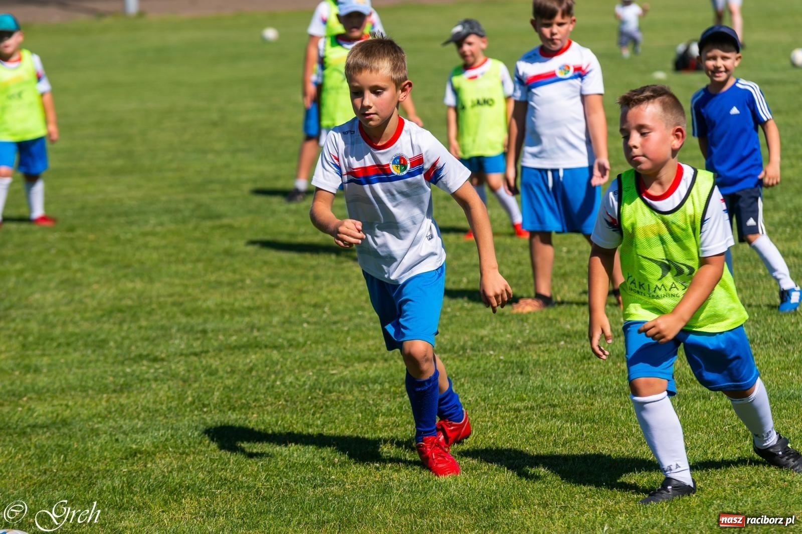 Zdjęcie w galerii na portalu naszraciborz.pl: Piłkarska rywalizacja młodzieży i turniej szóstek w Krzyżanowicach [FOTO] wiadomości z regionu
