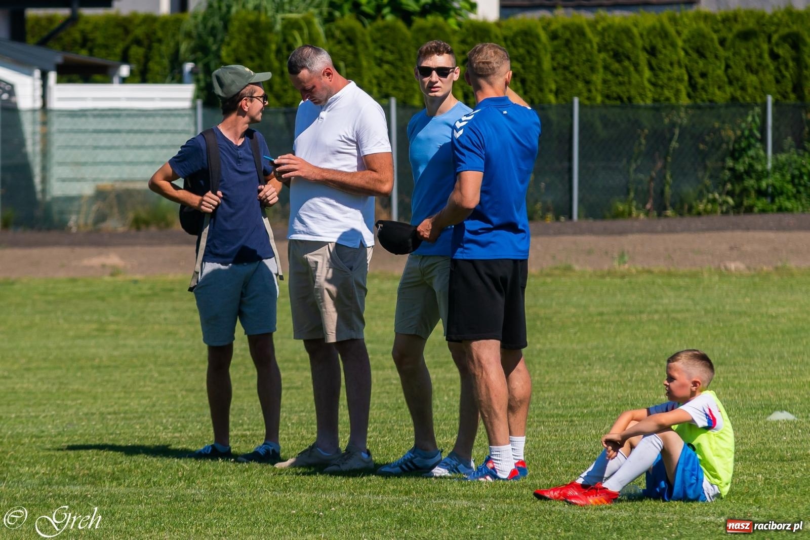 Zdjęcie w galerii na portalu naszraciborz.pl: Piłkarska rywalizacja młodzieży i turniej szóstek w Krzyżanowicach [FOTO] wiadomości z regionu