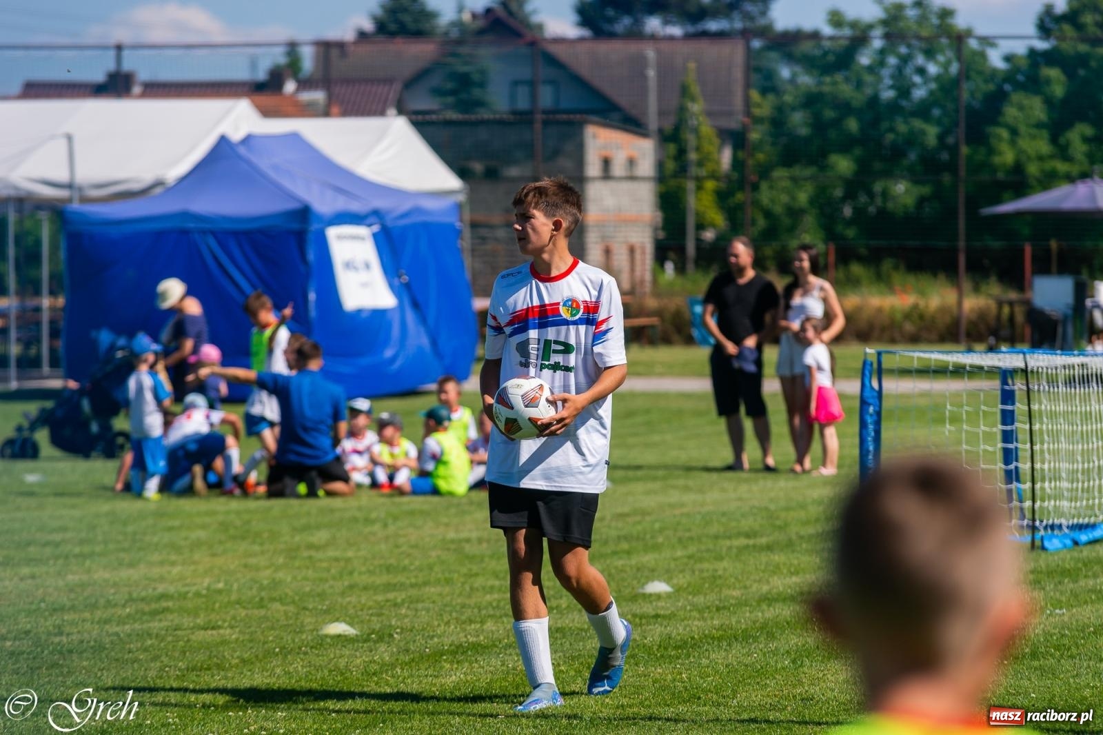 Zdjęcie w galerii na portalu naszraciborz.pl: Piłkarska rywalizacja młodzieży i turniej szóstek w Krzyżanowicach [FOTO] wiadomości z regionu