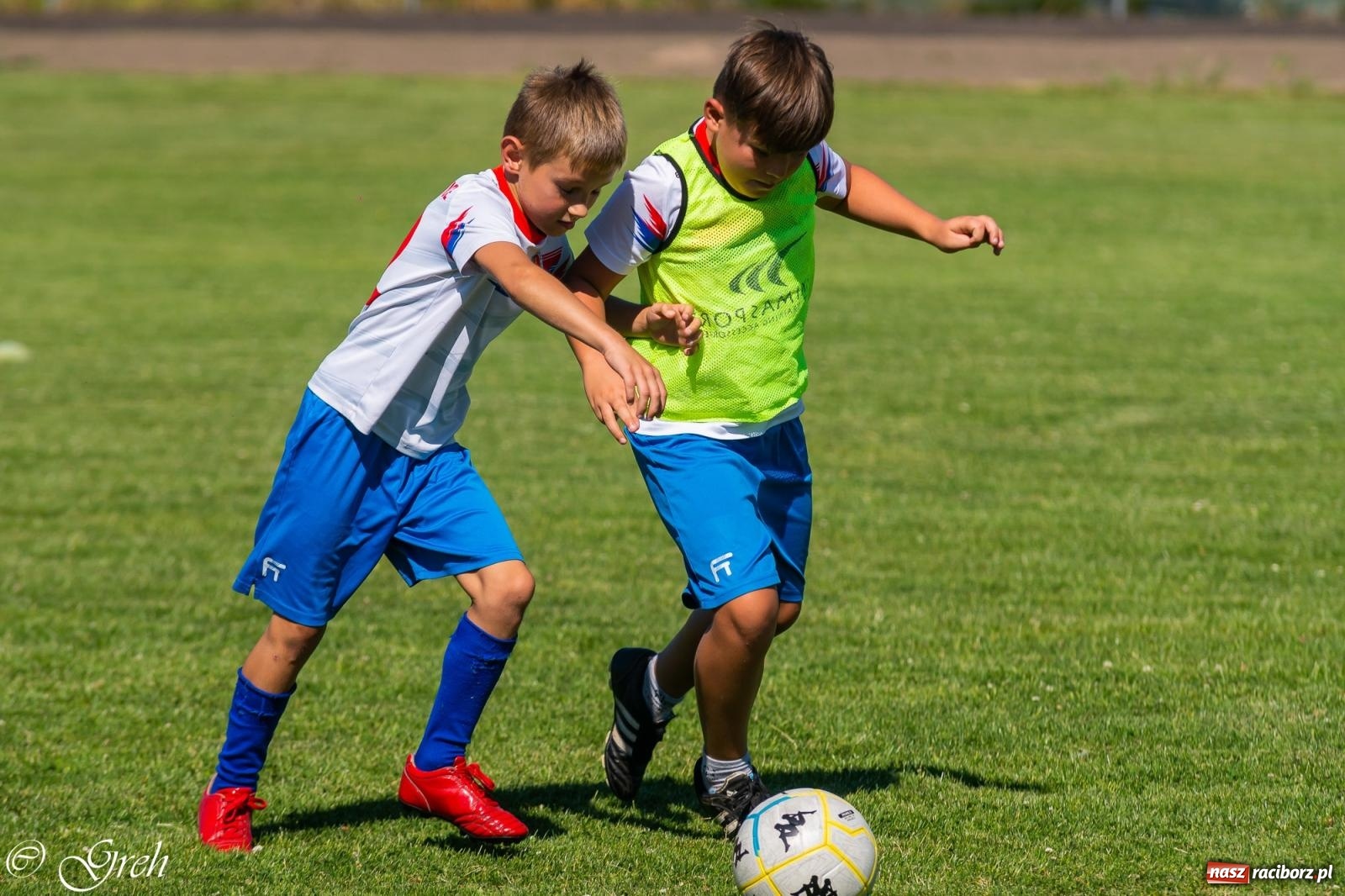 Zdjęcie w galerii na portalu naszraciborz.pl: Piłkarska rywalizacja młodzieży i turniej szóstek w Krzyżanowicach [FOTO] wiadomości z regionu