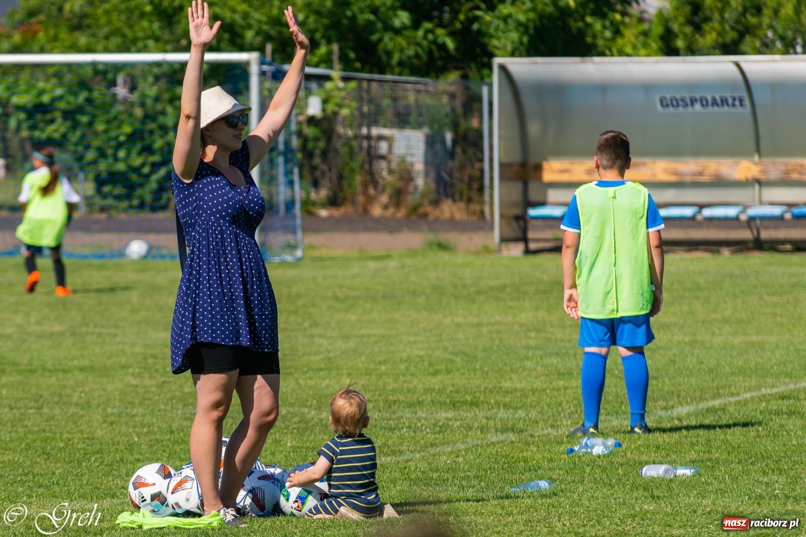 Zdjęcie w galerii na portalu naszraciborz.pl: Piłkarska rywalizacja młodzieży i turniej szóstek w Krzyżanowicach [FOTO] wiadomości z regionu