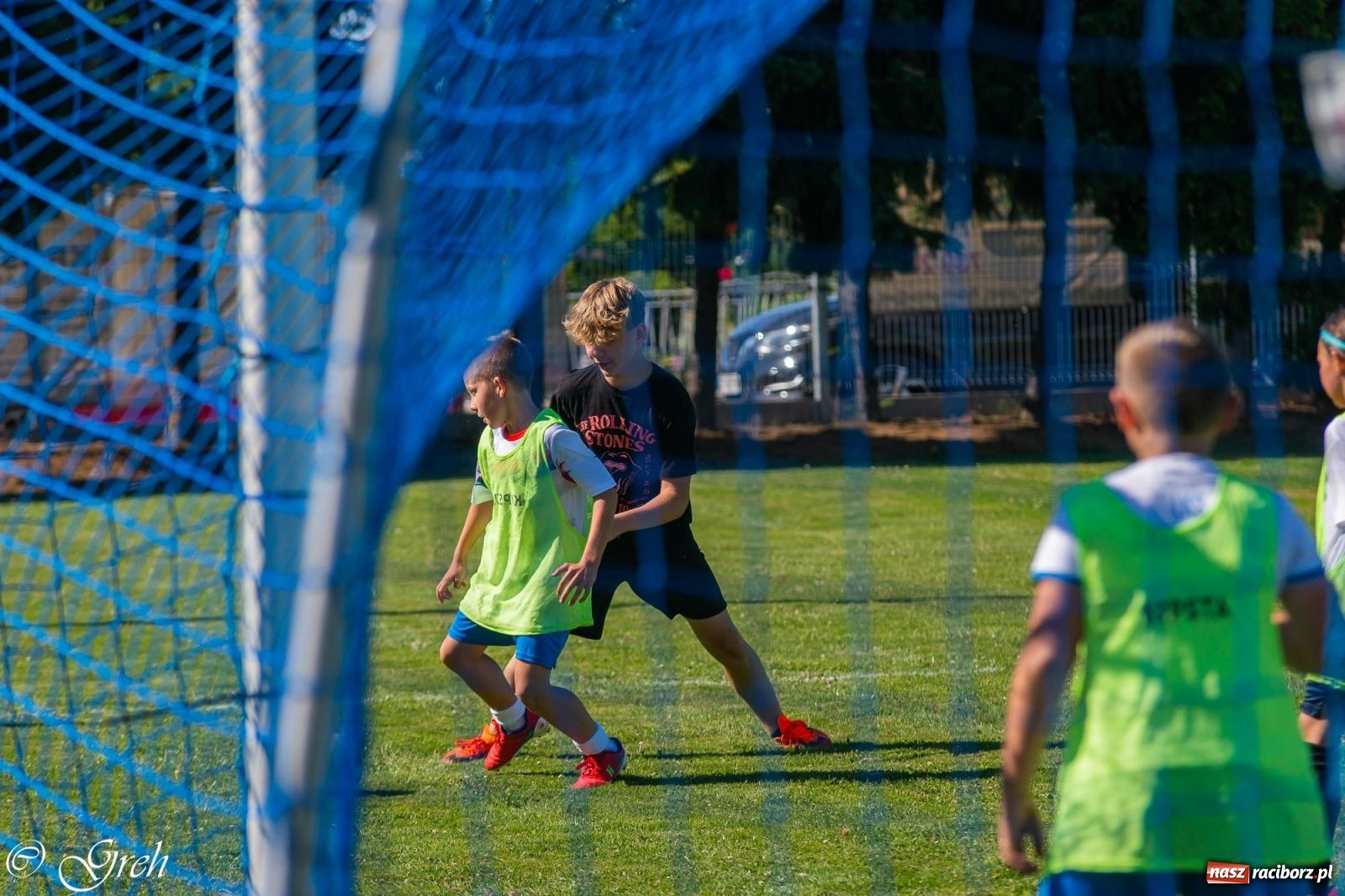 Zdjęcie w galerii na portalu naszraciborz.pl: Piłkarska rywalizacja młodzieży i turniej szóstek w Krzyżanowicach [FOTO] wiadomości z regionu