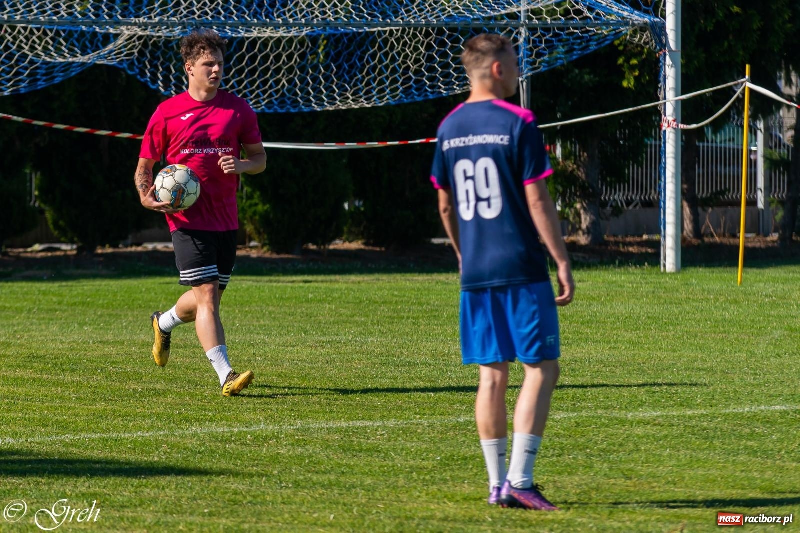 Zdjęcie w galerii na portalu naszraciborz.pl: Piłkarska rywalizacja młodzieży i turniej szóstek w Krzyżanowicach [FOTO] wiadomości z regionu