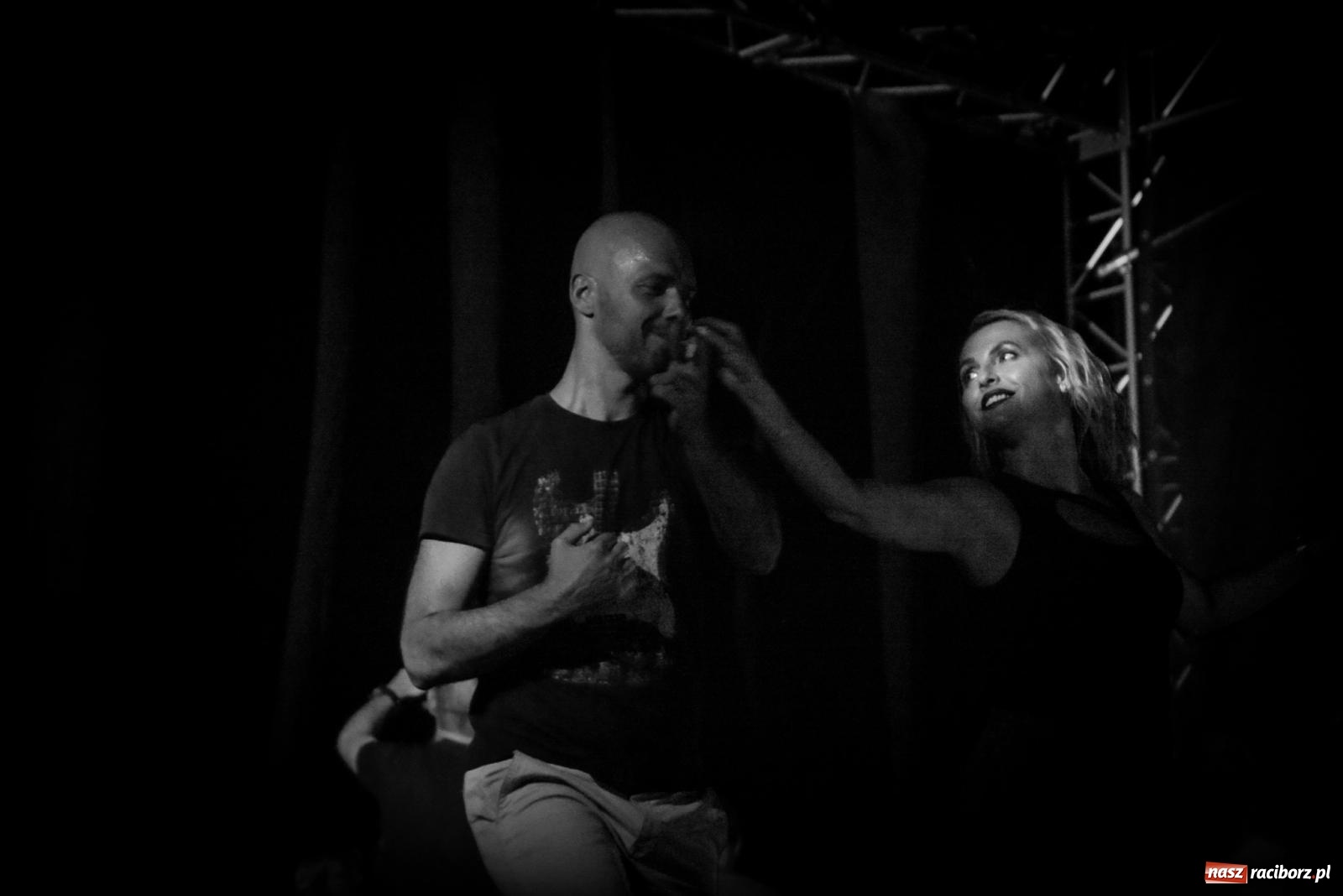 Zdjęcie w galerii na portalu naszraciborz.pl: LATINO PARTY ON AIR - roztańczony zamek w Raciborzu wiadomości z regionu